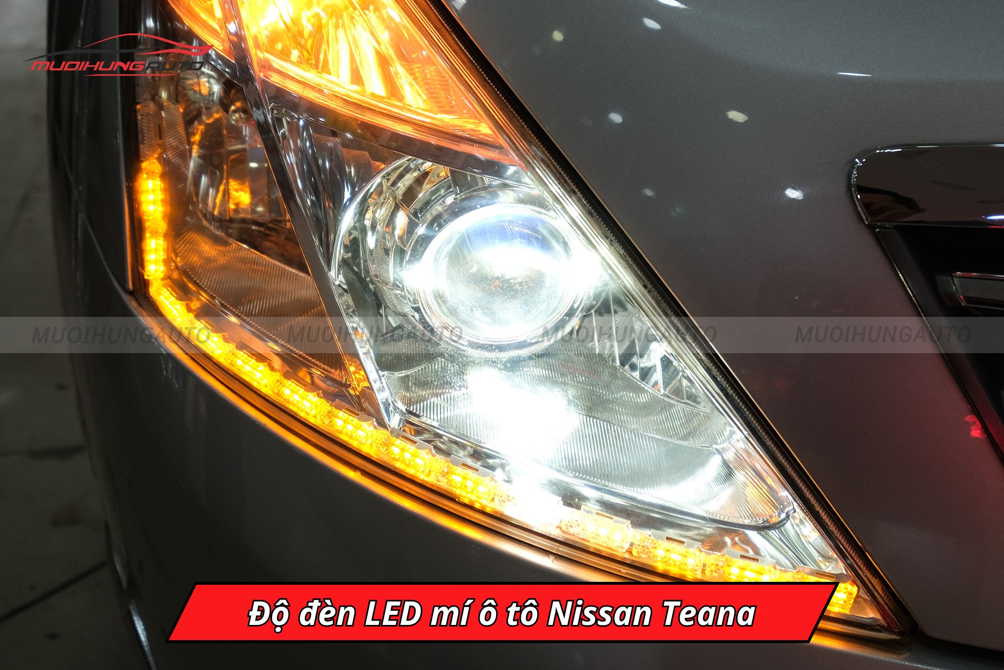 Độ đèn LED mí cho xe Nissan Teana