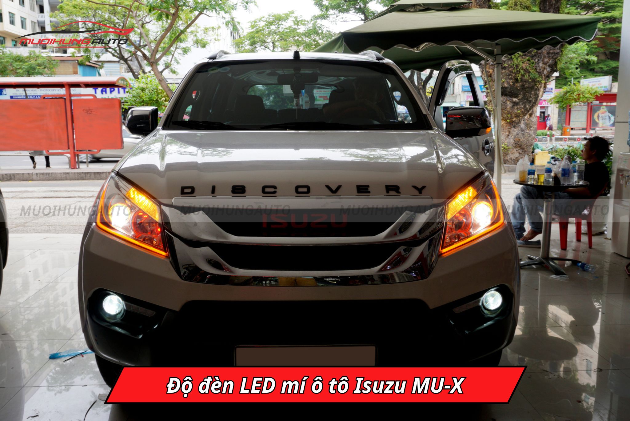 Độ đèn LED mí ô tô Isuzu MU-X