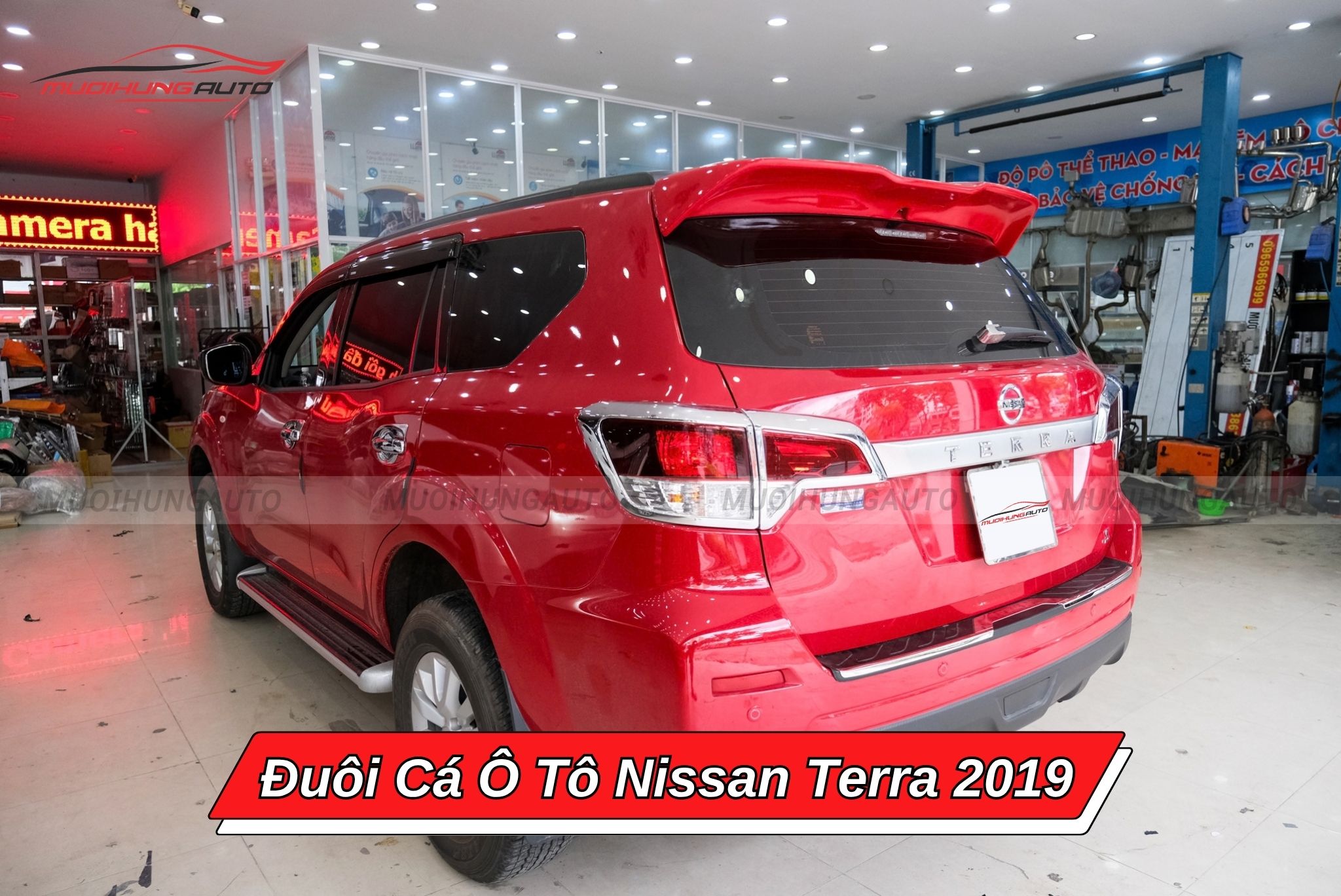 Đuôi cá Nissan Terra 2019