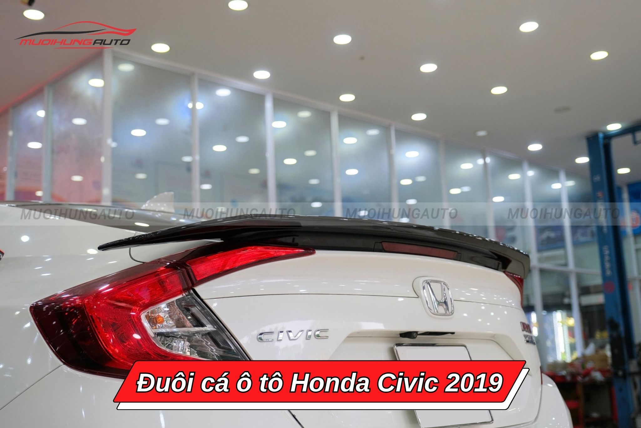 Đuôi cá xe hơi Honda Civic 2019