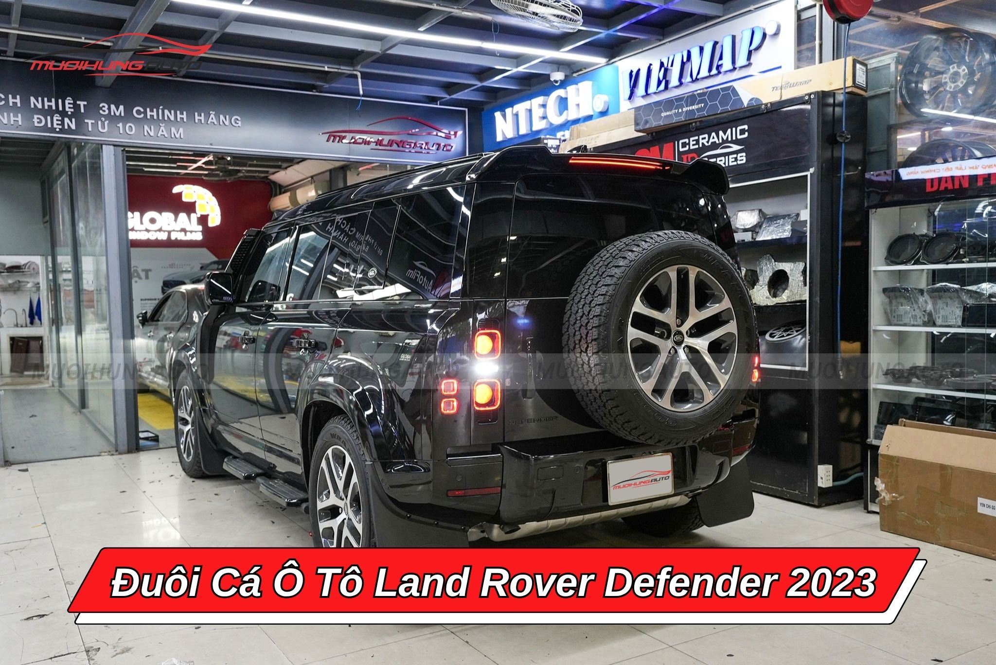 Đuôi gió ô tô Land Rover Defender 2023
