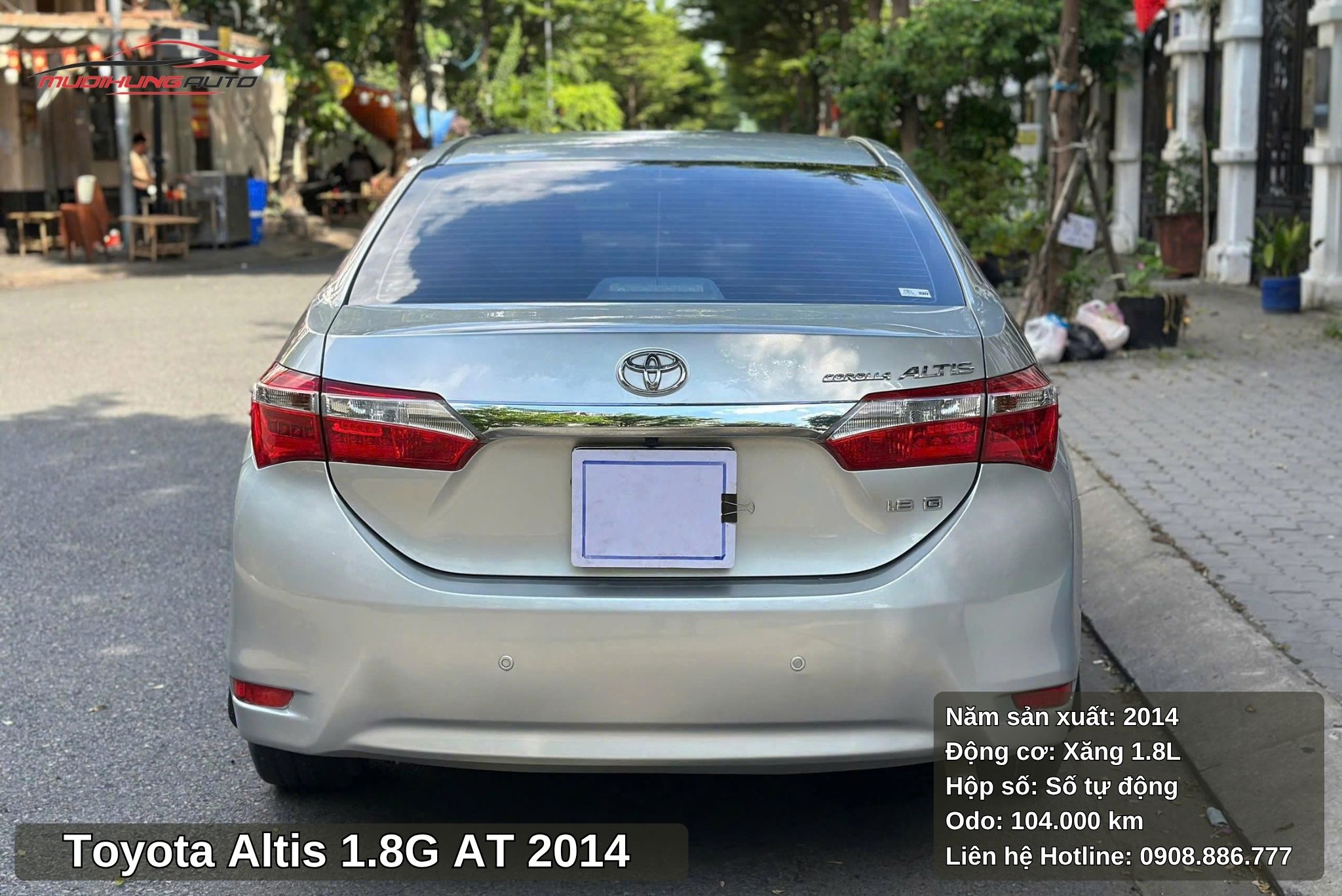 Đuôi xe Toyota Altis 1.8G AT 2014