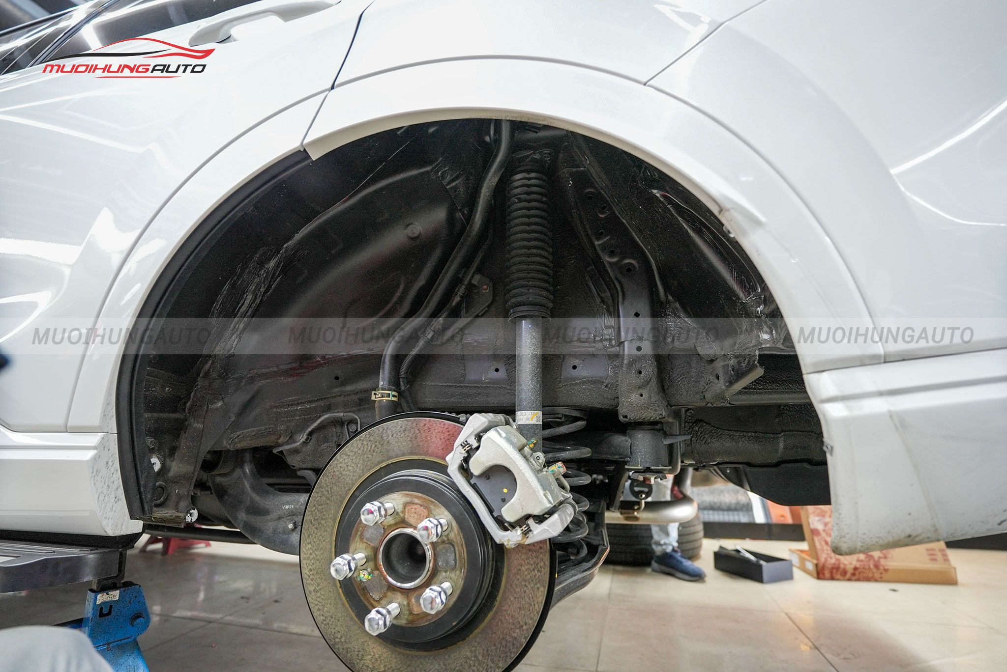 Hóa nhựa lòng vè cho ô tô Honda CRV 2024