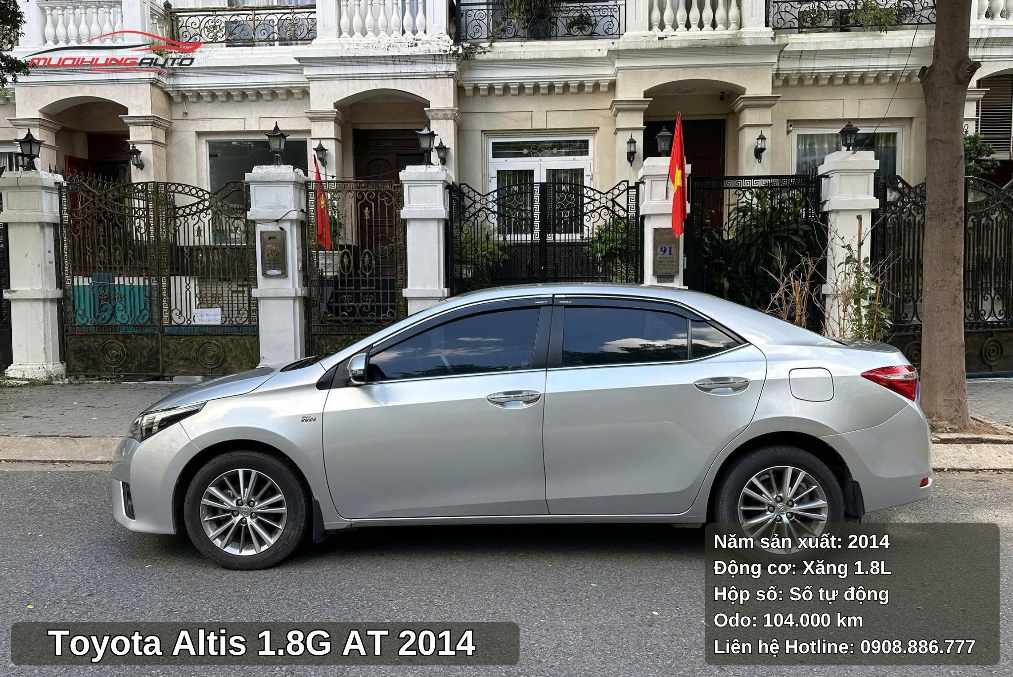 Hông xe Toyota Altis 1.8G AT 2014