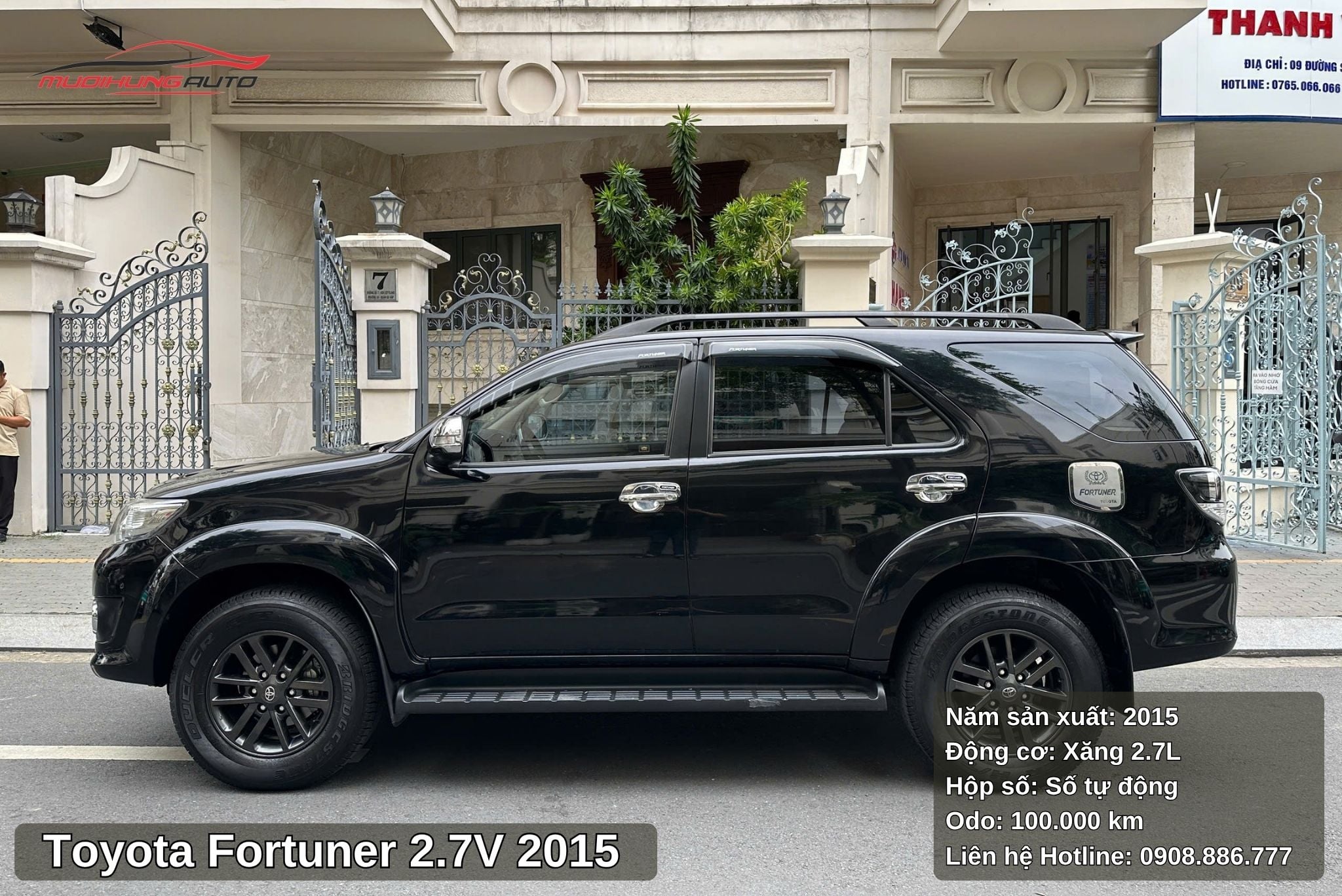 Hông xe Toyota Fortuner 2.7V 2015