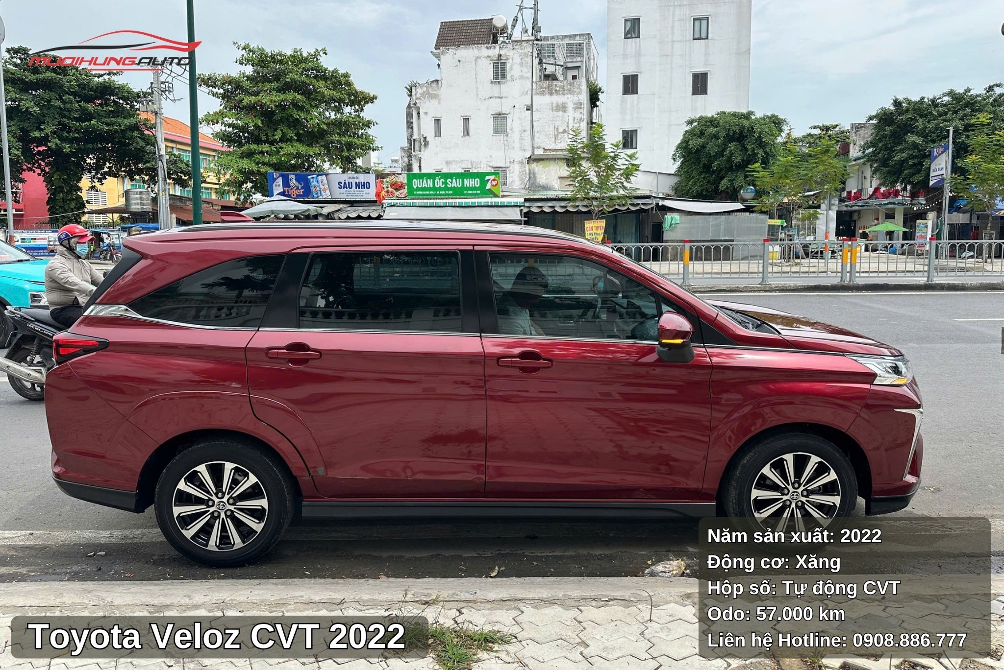 Hông xe Toyota Veloz CVT 2022
