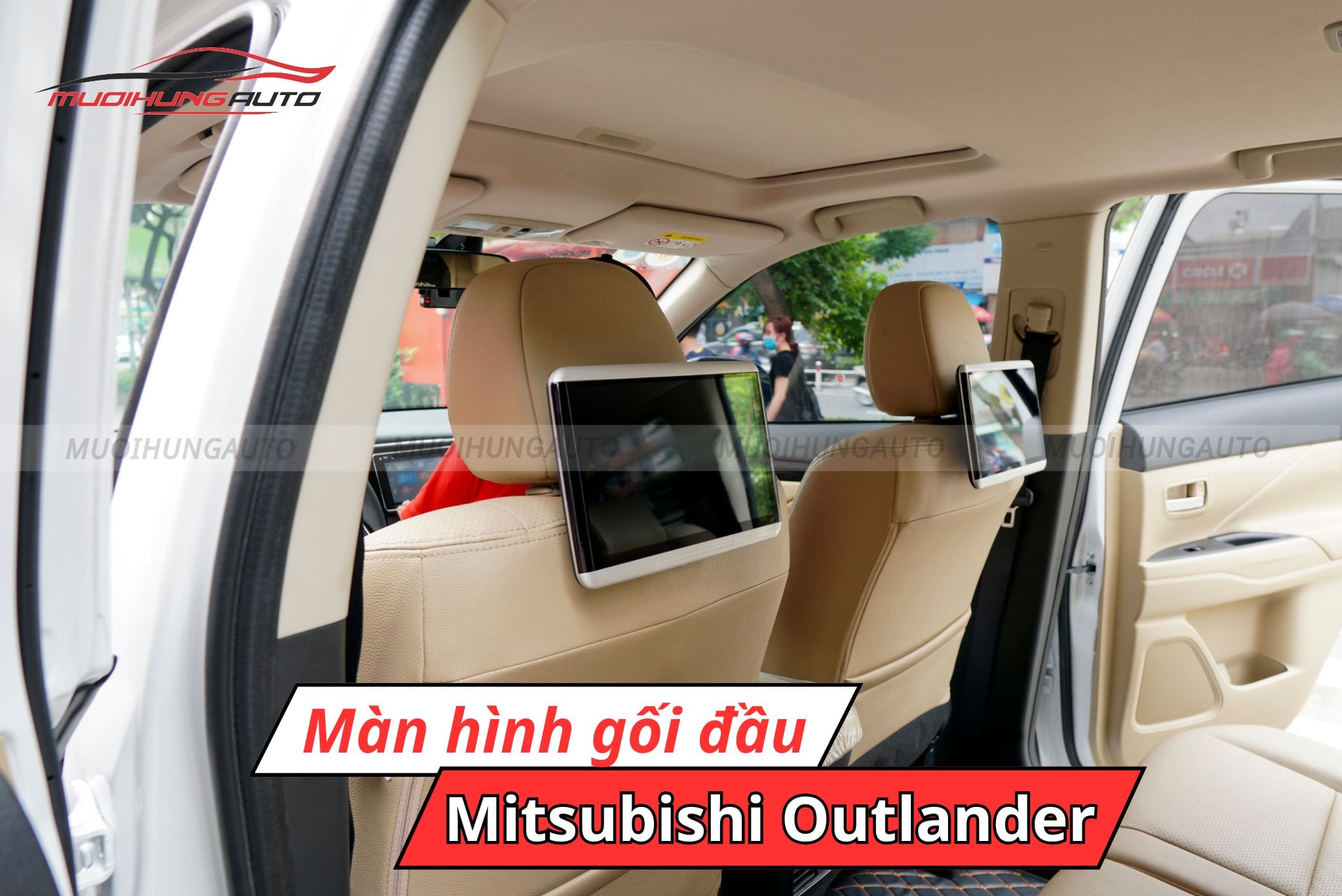 Màn hình gối đầu xe Mitsubishi Outlander