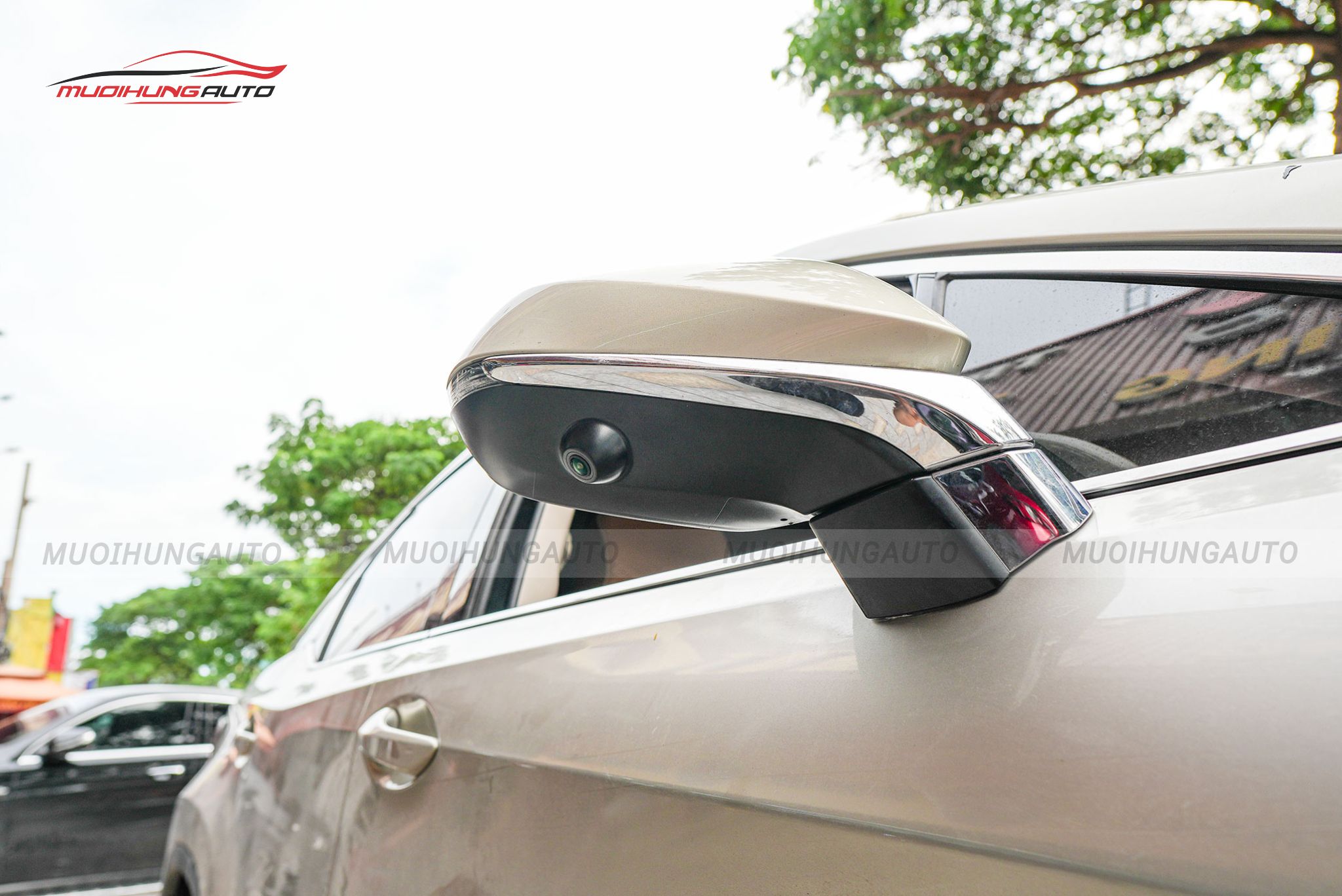 Mắt camera gương bên phải camera 360 độ ô tô Lexus RX350 2022