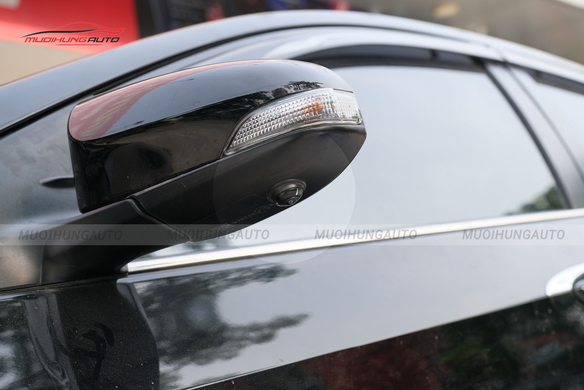 Mắt camera gương bên trái camera 360 độ ô tô Toyota Altis 2018