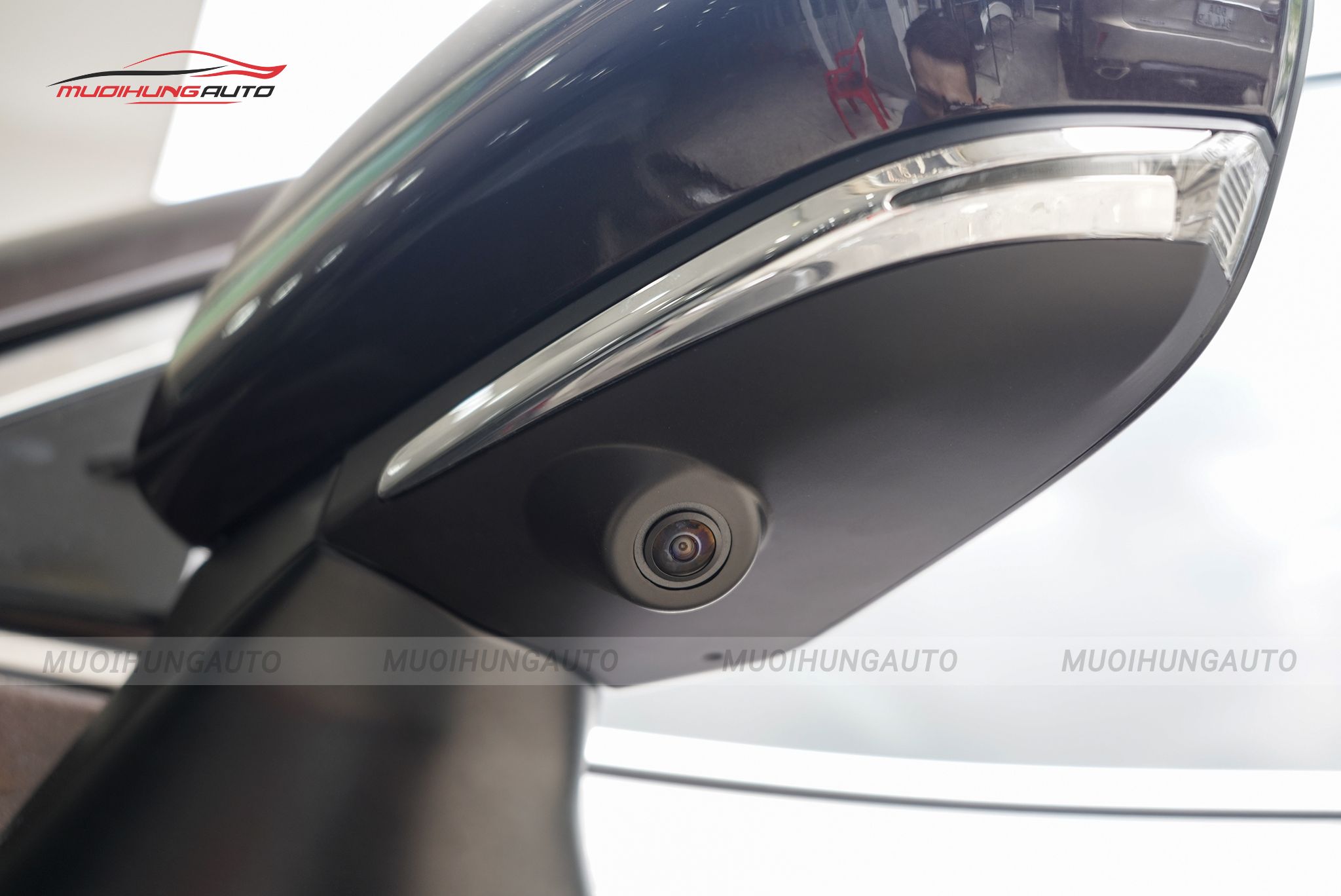 Mắt camera gương bên trái camera 360 độ ô tô Toyota Camry