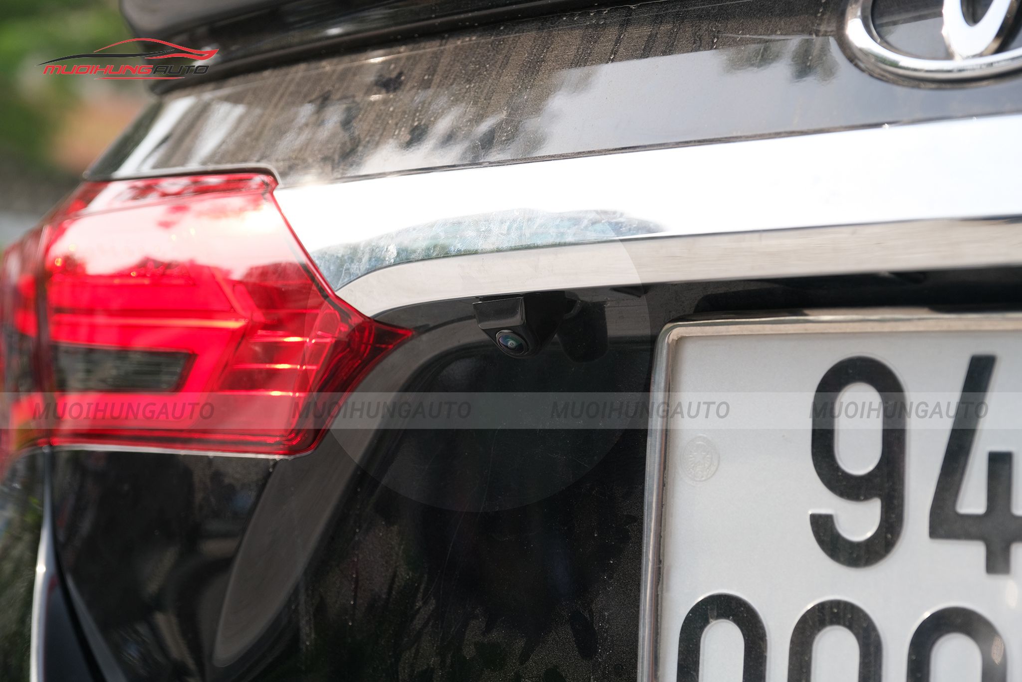 Mắt camera sau camera 360 độ ô tô Toyota Altis 2018