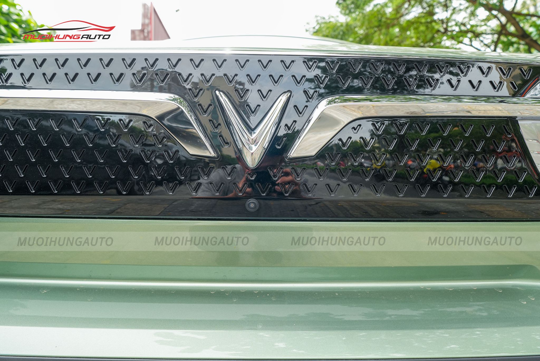 Mắt camera trước camera 360 độ ô tô Vinfast VF3 2024