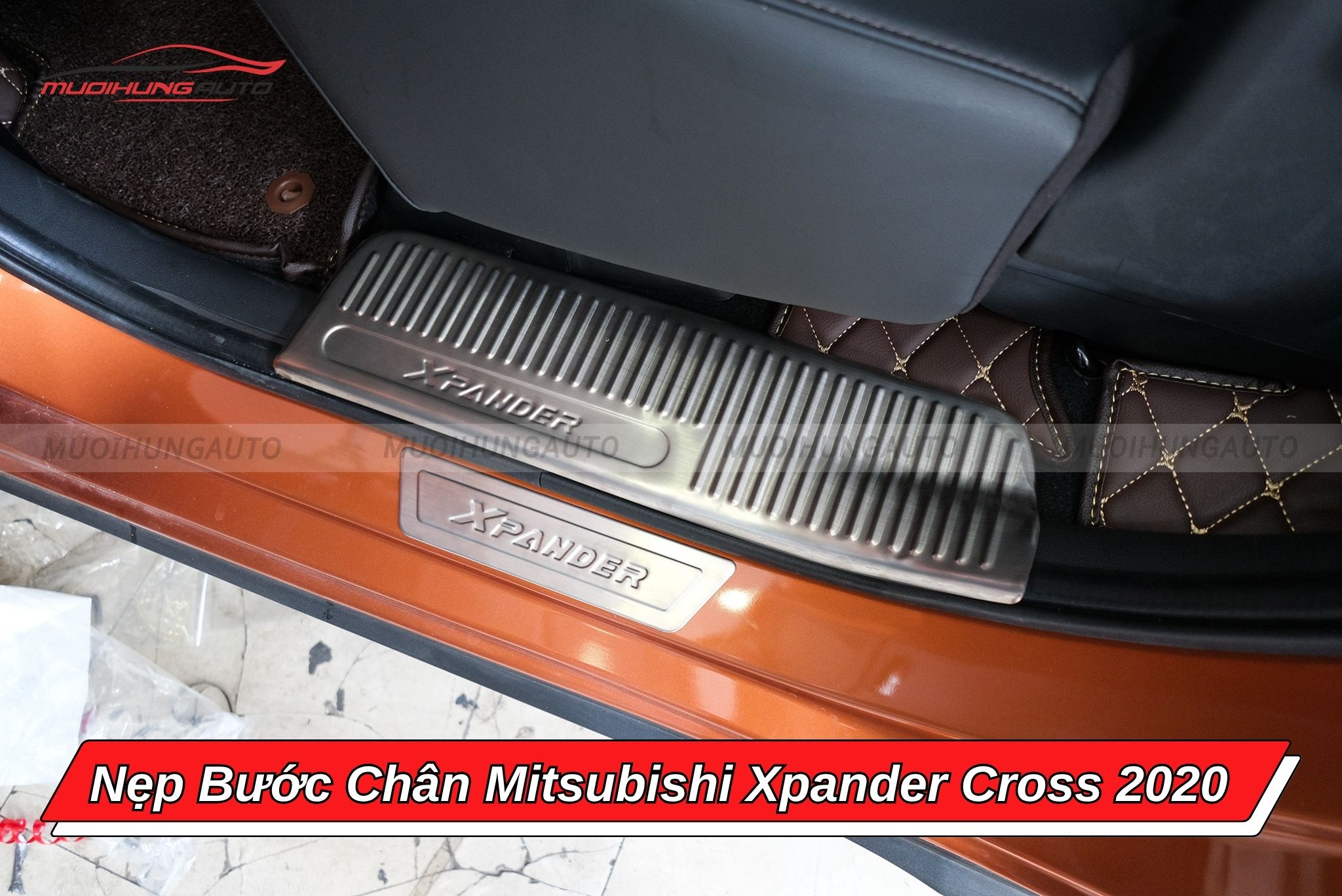 Nẹp bậc lên xuống Mitsubishi Xpander Cross 2020