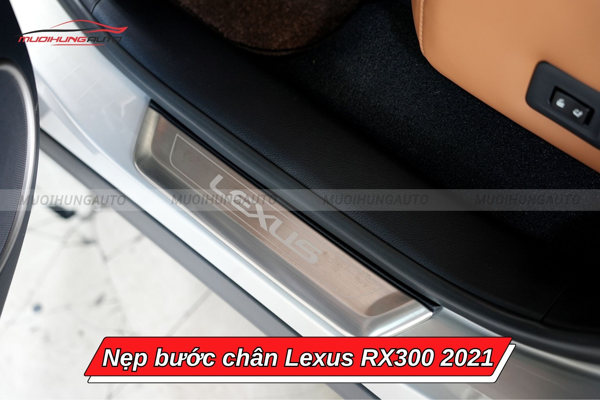 Nẹp bậc lên xuống ô tô Lexus RX300 2021
