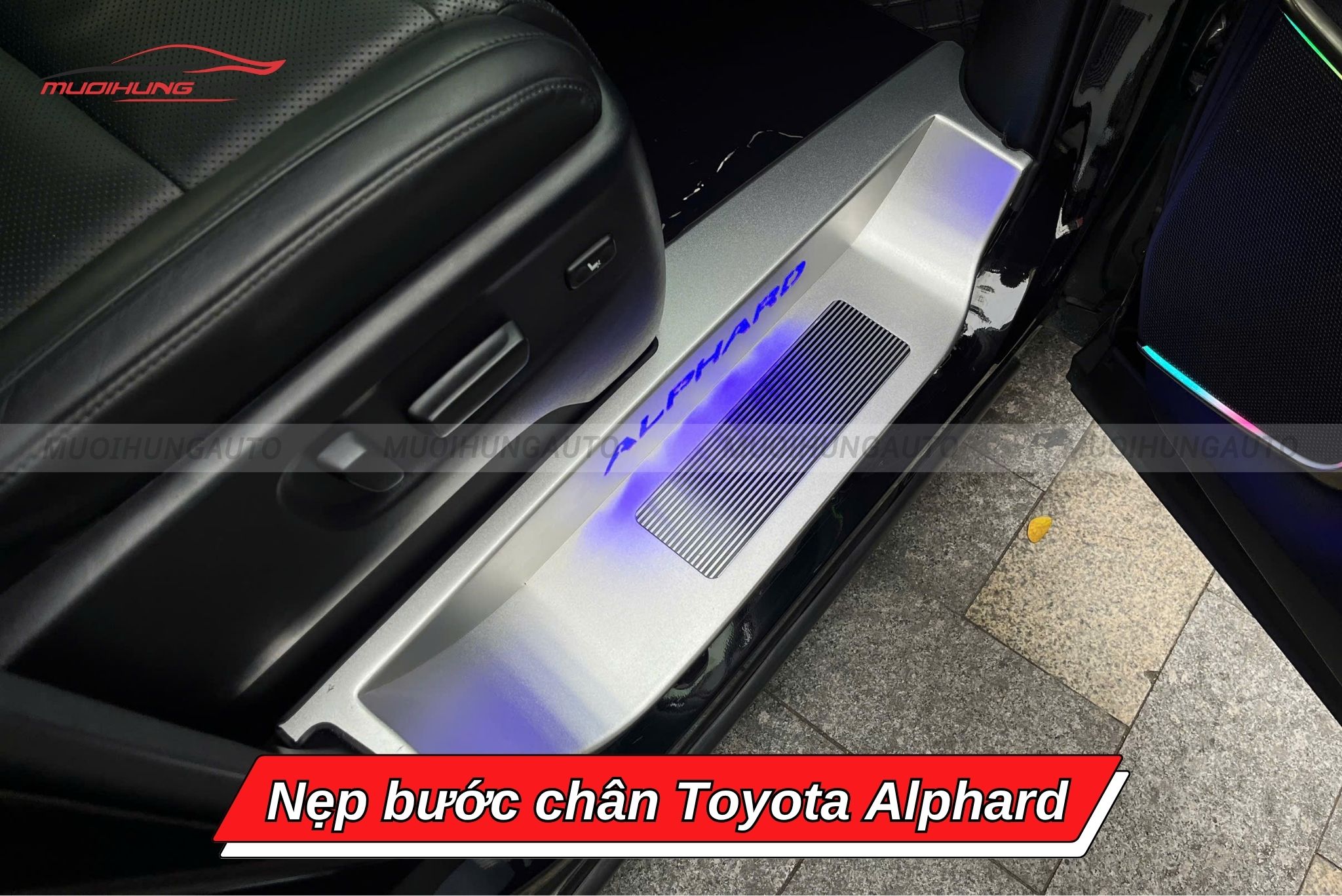 Nẹp bậc lên xuống ô tô Toyota Alphard