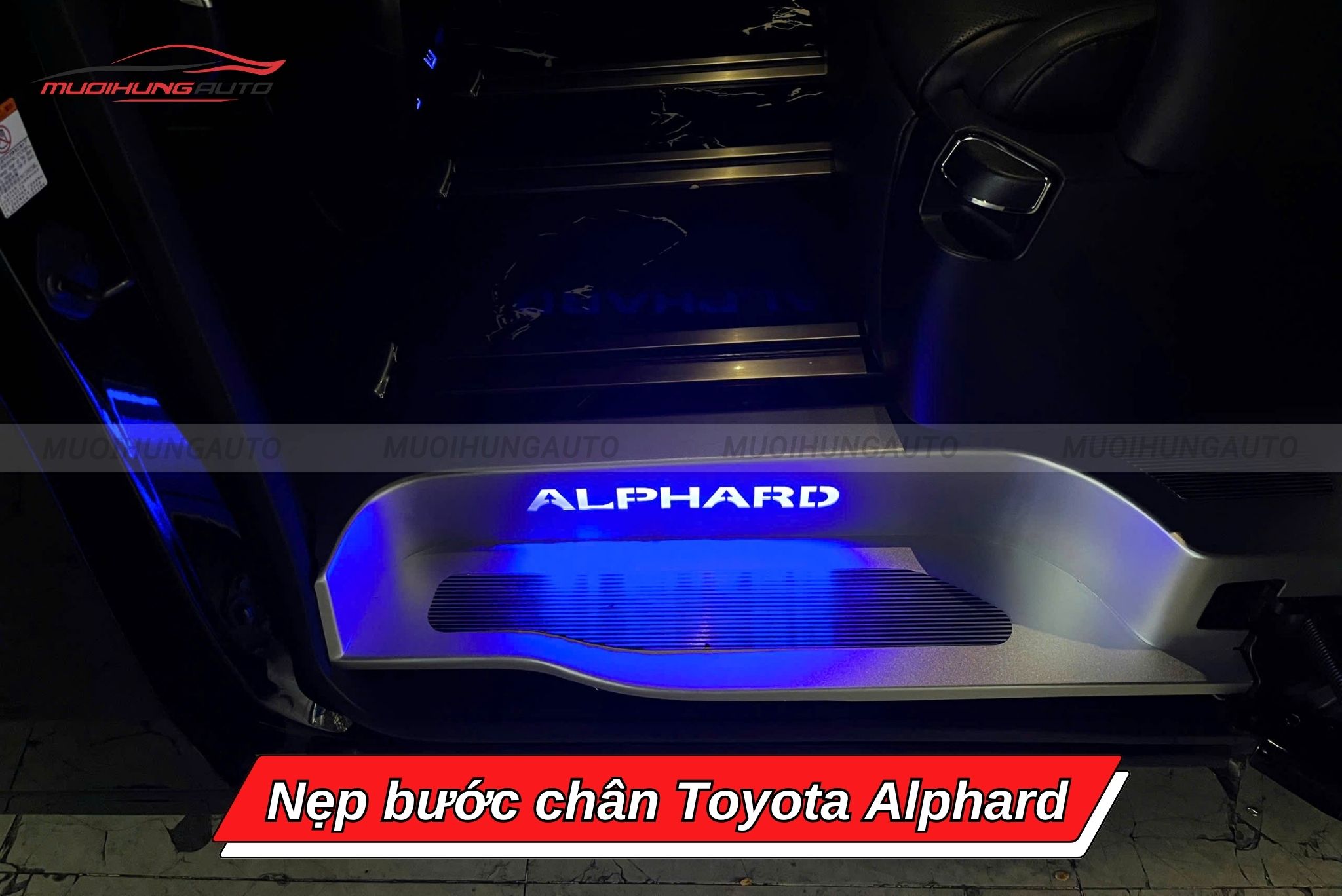 Nẹp bậc lên xuống xe Toyota Alphard