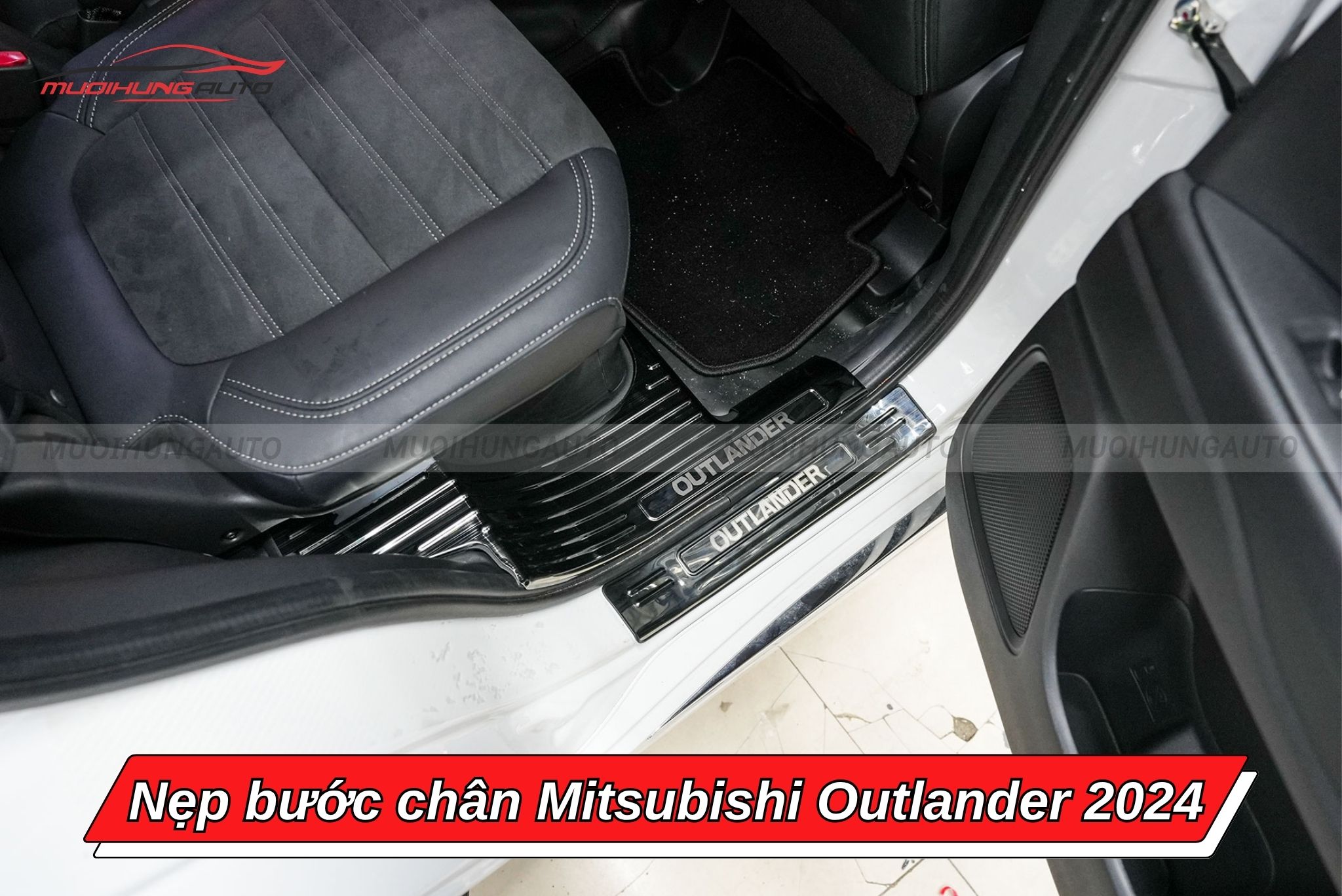 Nẹp bước chân cho Mitsubishi Outlander 2024
