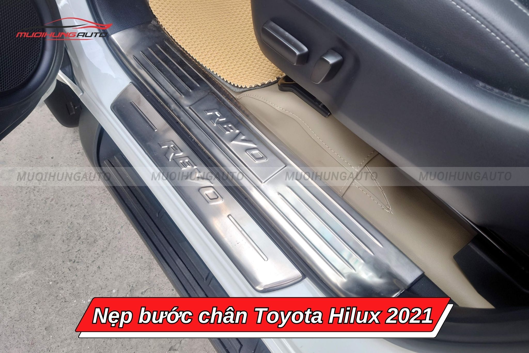 Nẹp bước chân cho Toyota Hilux 2021