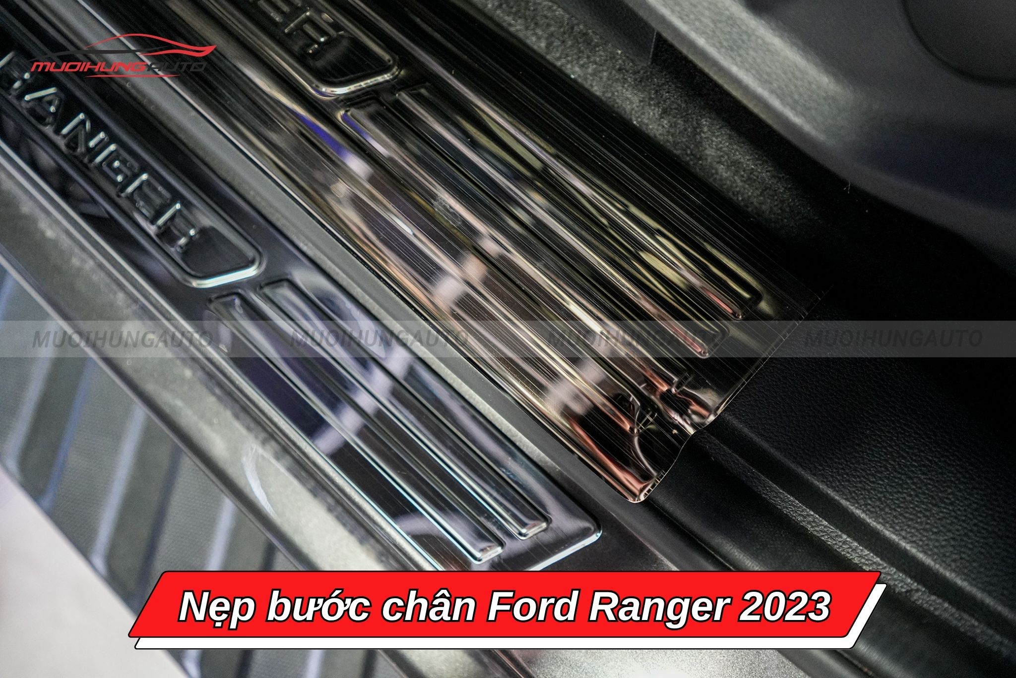 Nẹp bước chân cho xe Ford Ranger 2023