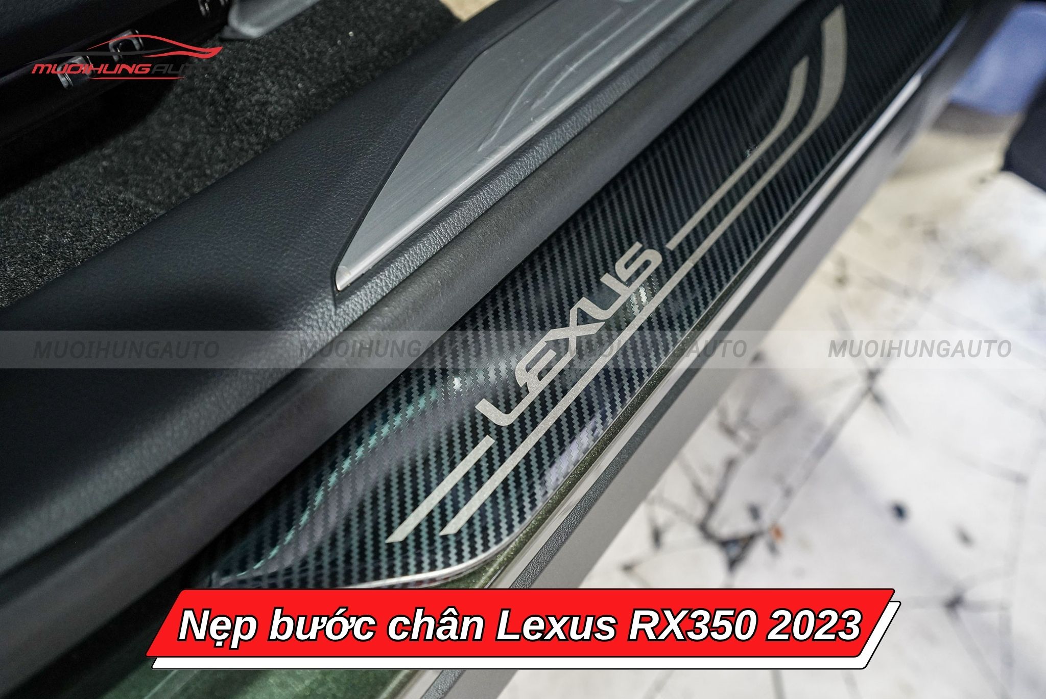 Nẹp bước chân cho xe Lexus RX350 2023