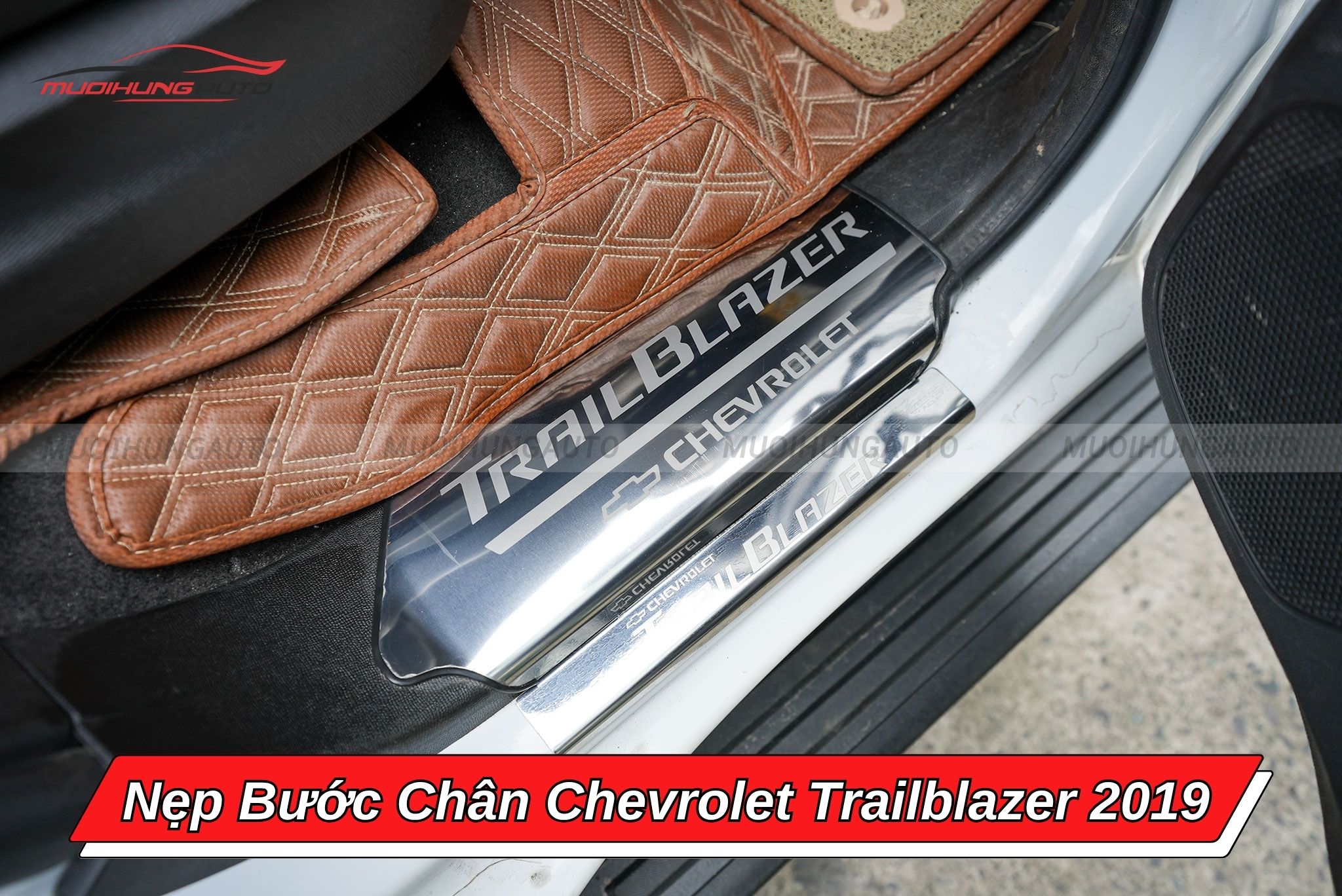Nẹp bước chân ô tô Chevrolet Trailblazer 2019
