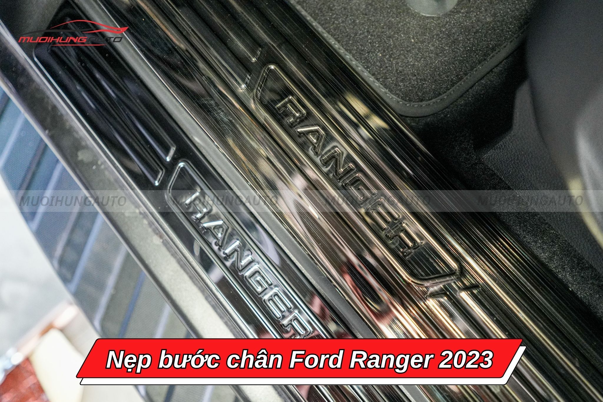 Nẹp bước chân ô tô Ford Ranger 2023