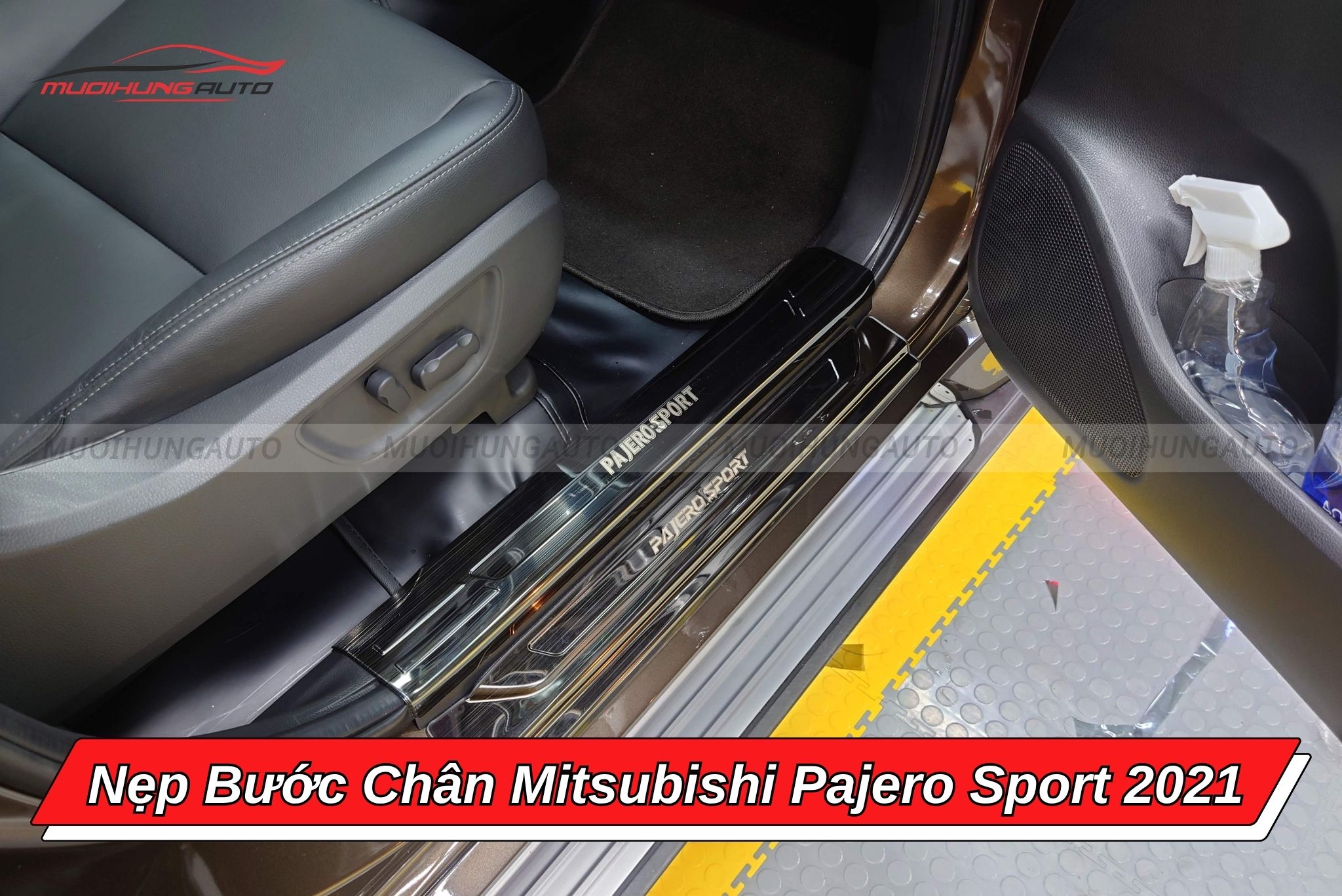 Nẹp bước chân ô tô Mitsubishi Pajero Sport 2021