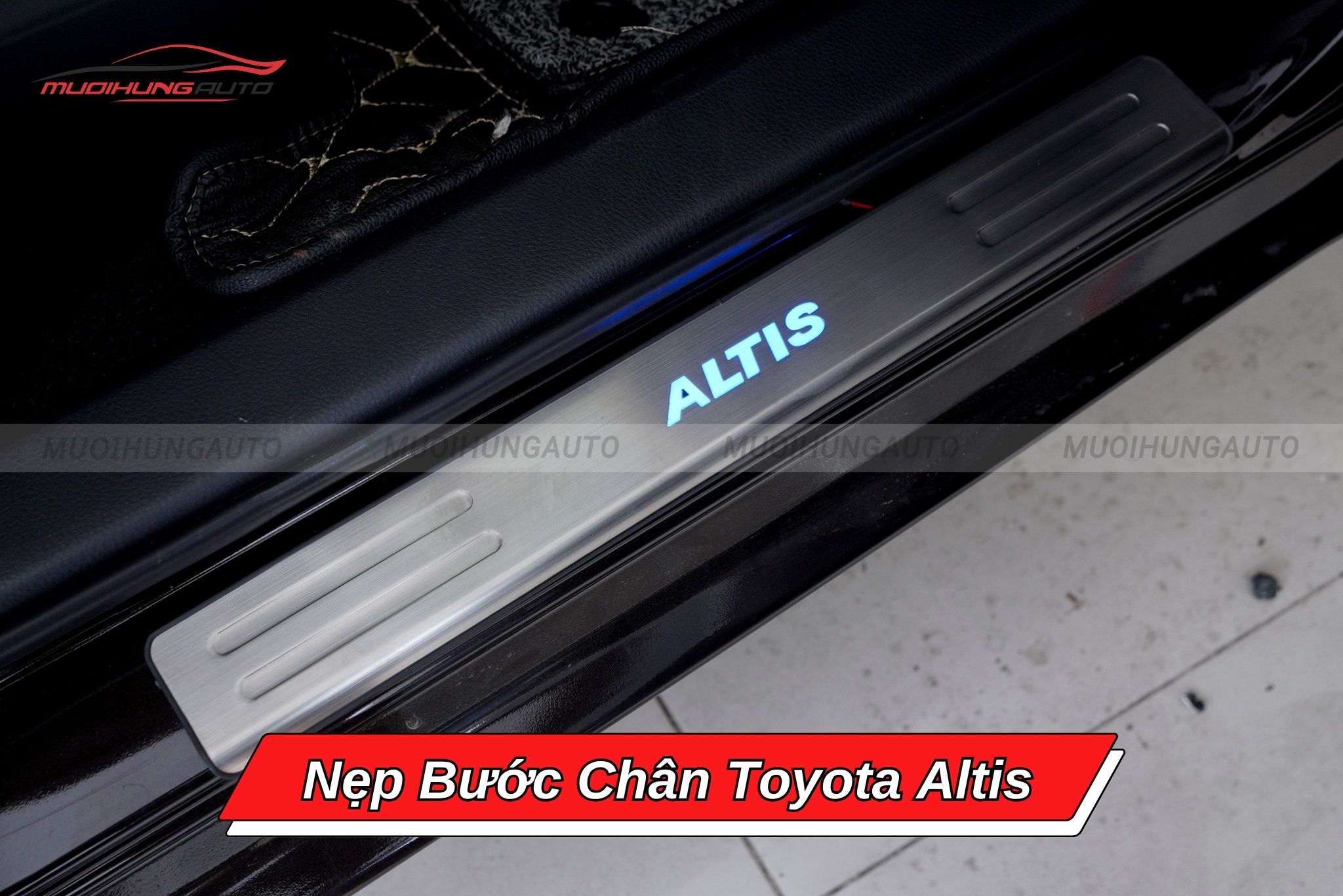 Nẹp bước chân ô tô Toyota Altis