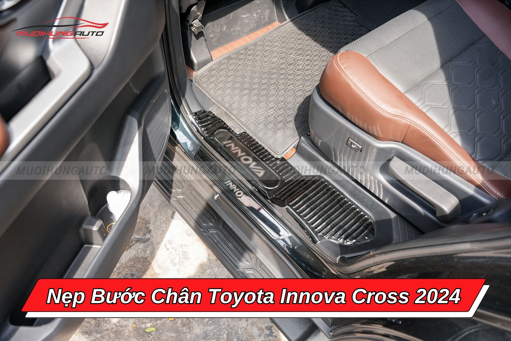 Nẹp bước chân ô tô Toyota Innova Cross 2024