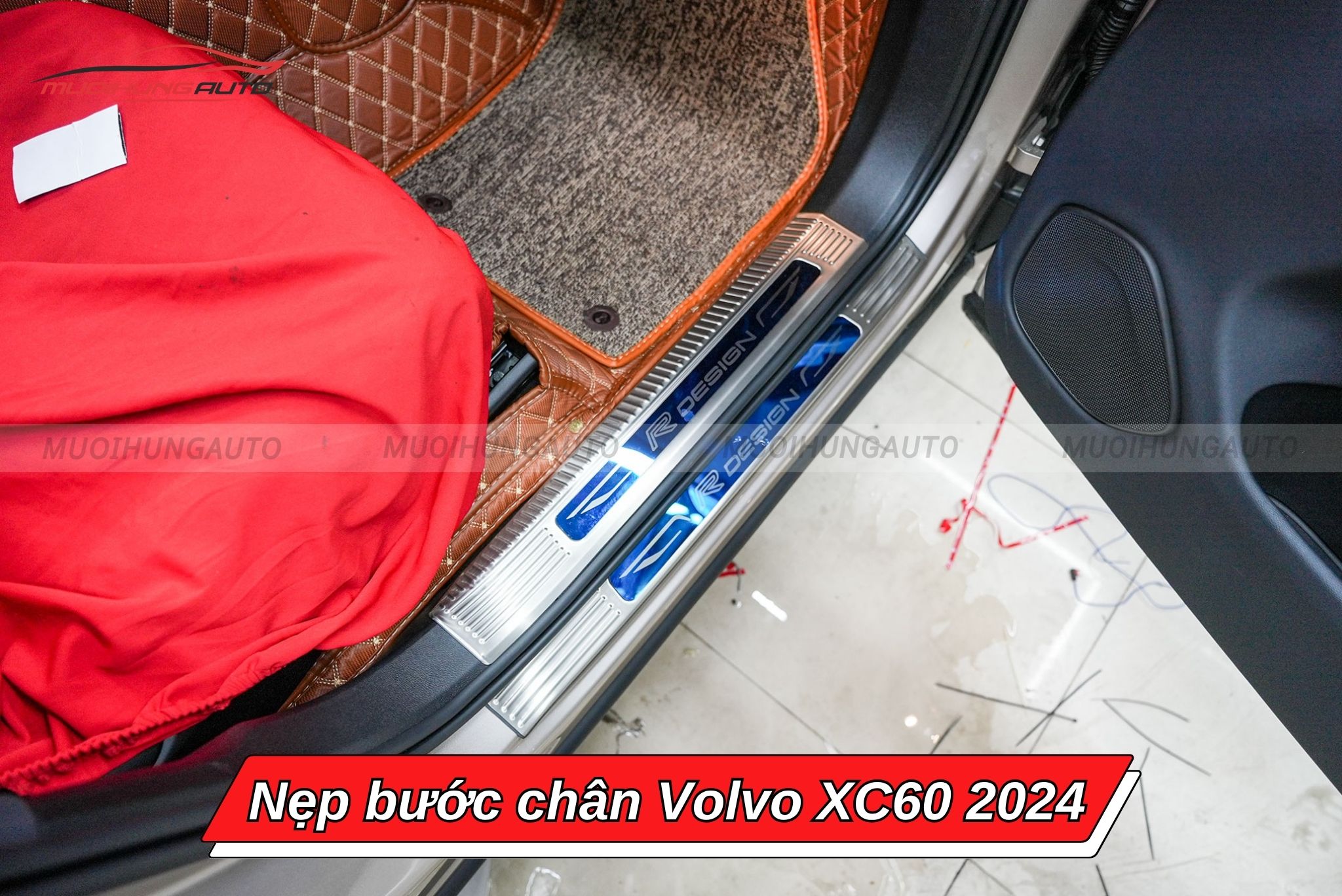 Nẹp bước chân Volvo XC60 2024