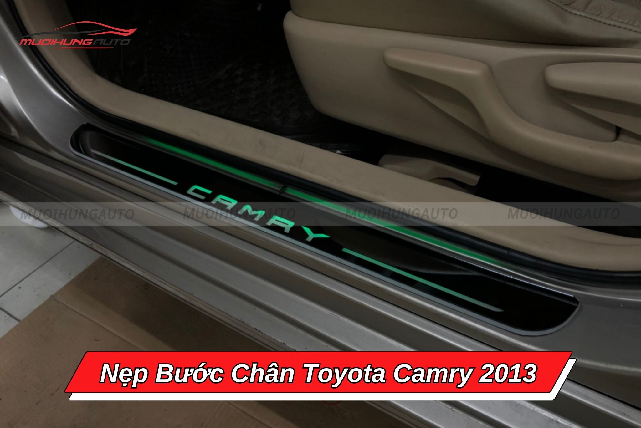 Nẹp bước chân Toyota Camry 2013