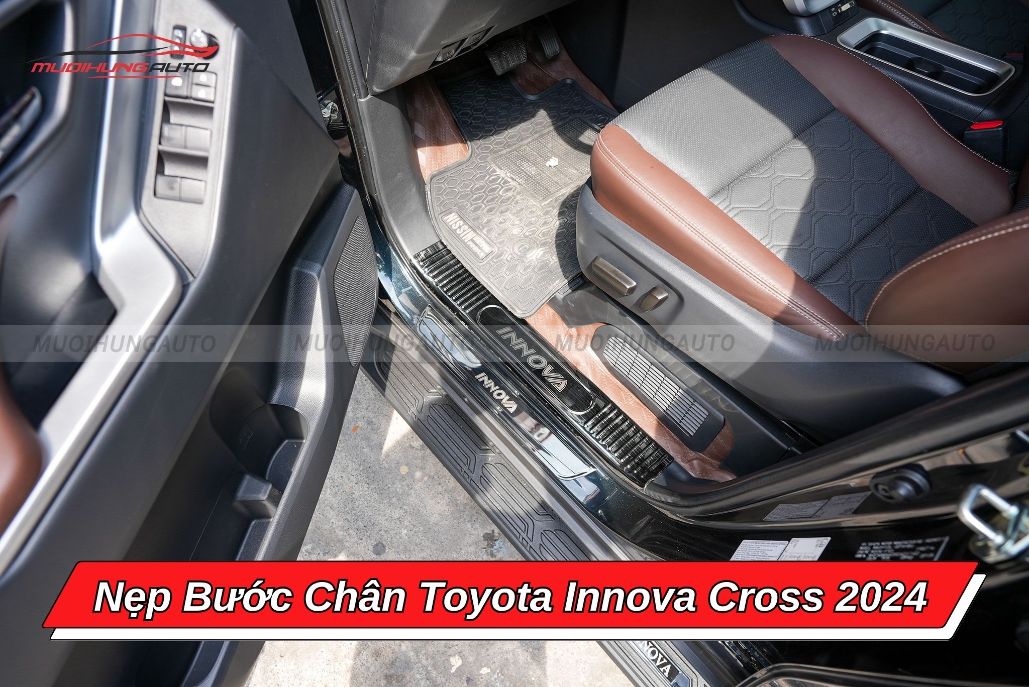 Nẹp bước chân Toyota Innova Cross 2024
