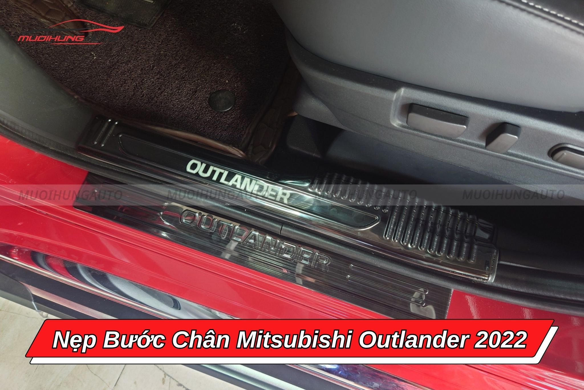 Nẹp bước chân xe Mitsubishi Outlander 2022