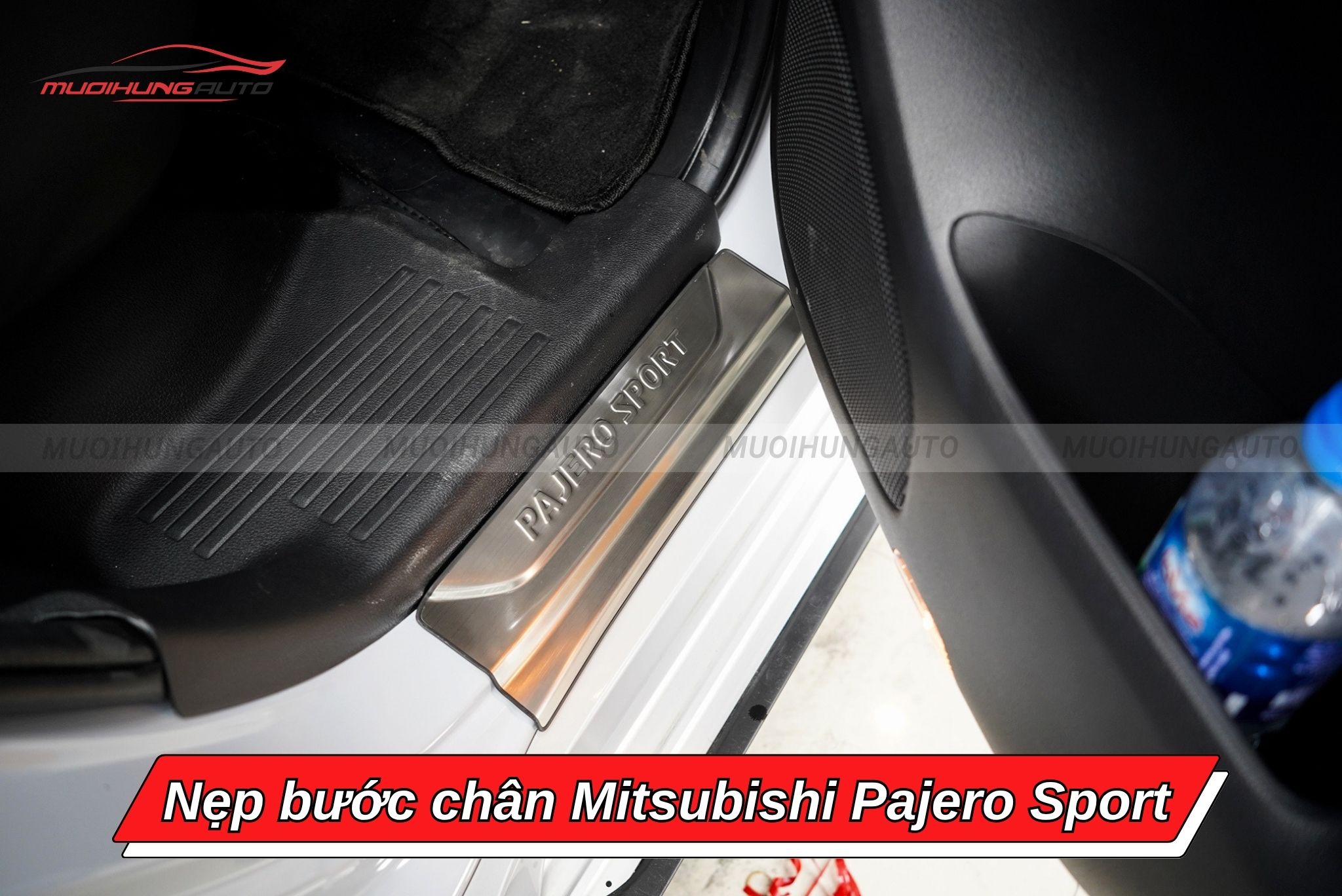 Nẹp bước chân xe ô tô Mitsubishi Pajero Sport