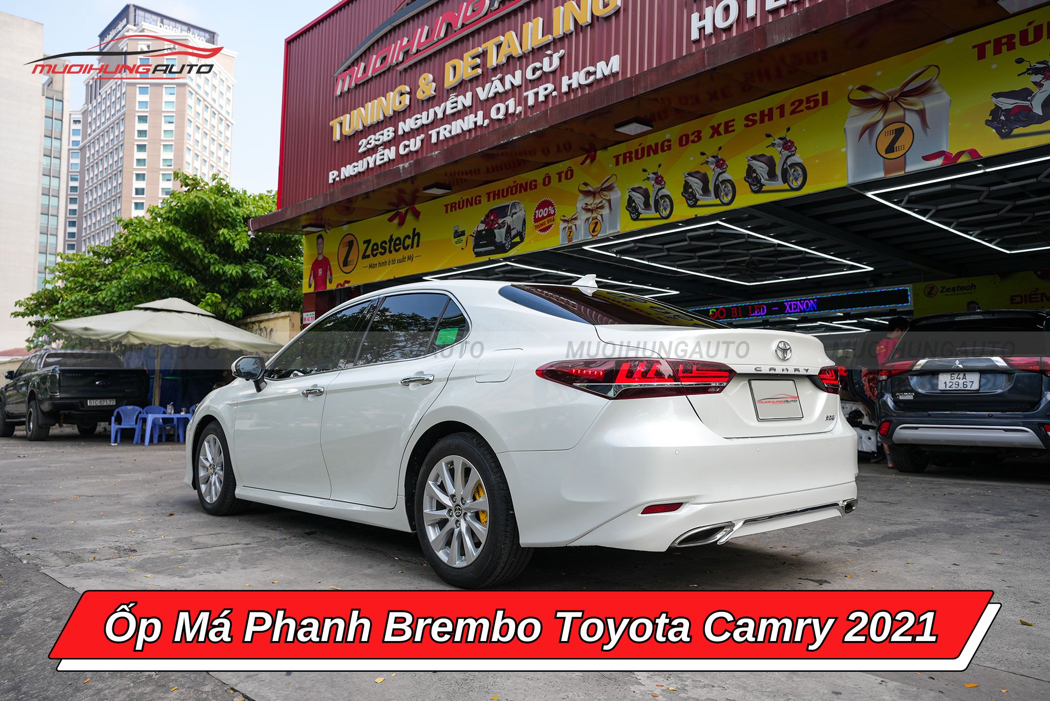 Ốp Brembo ô tô Toyota Camry 2021