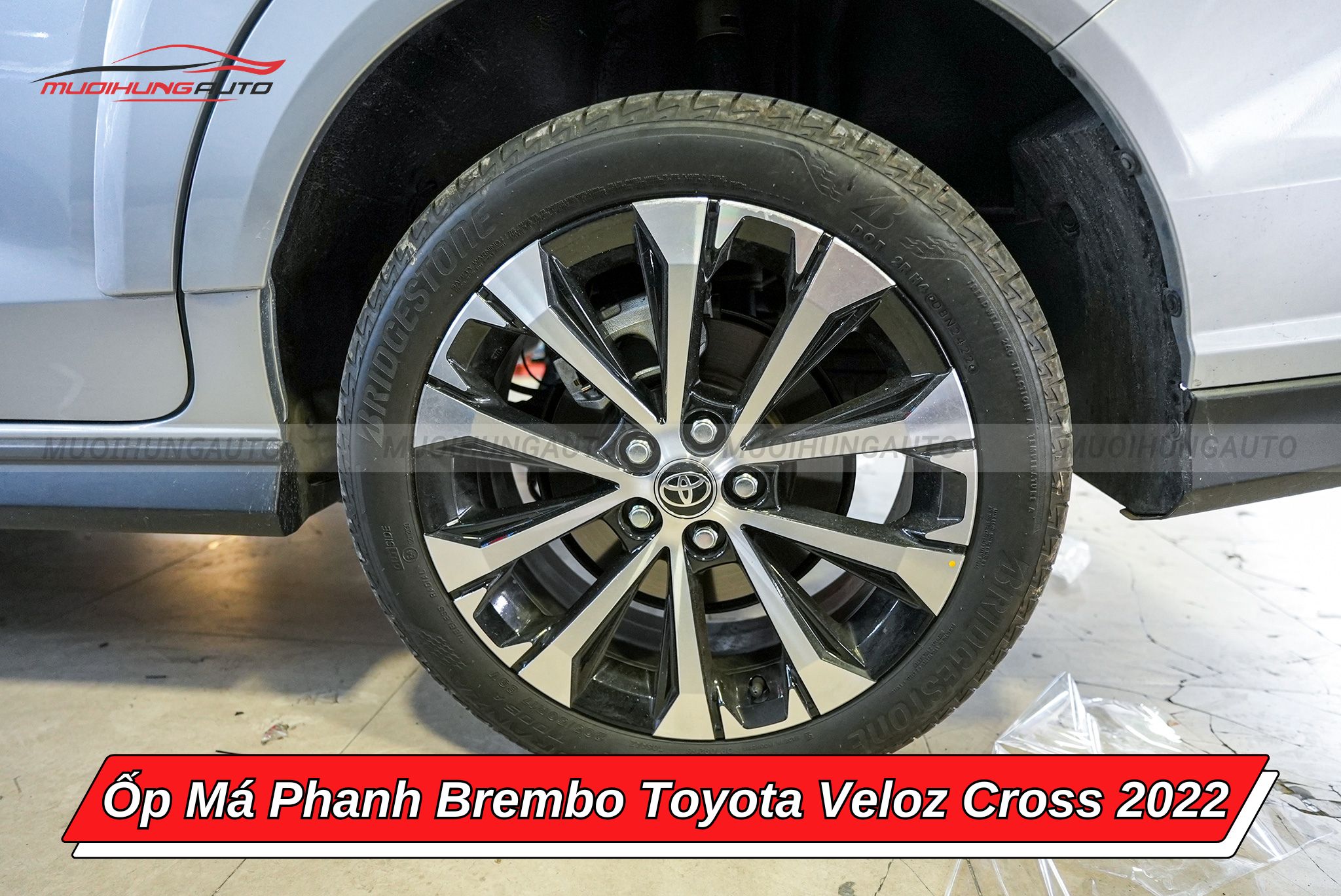 Ốp Brembo ô tô Toyota Veloz Cross 2022