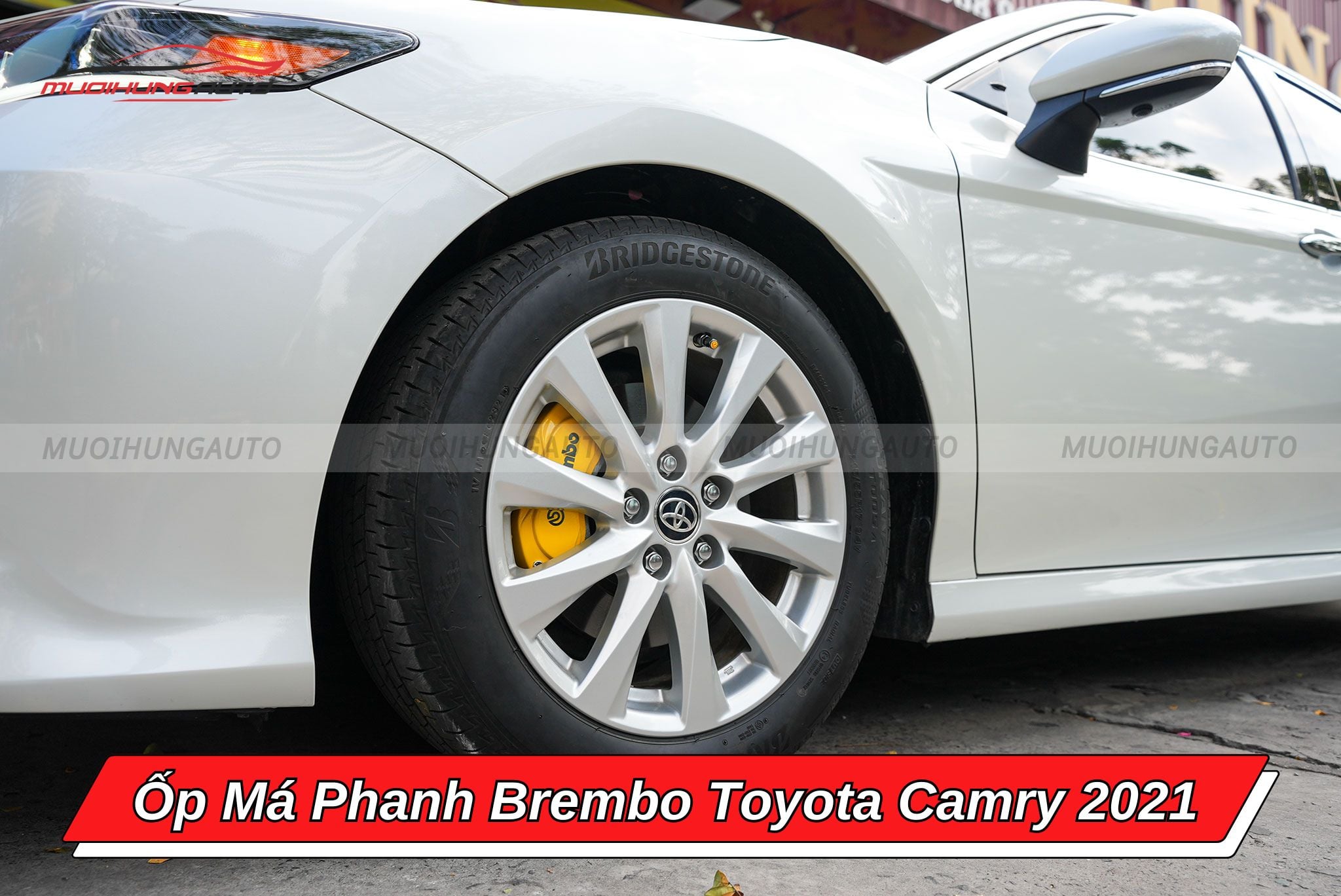 Ốp Brembo Toyota Camry 2021