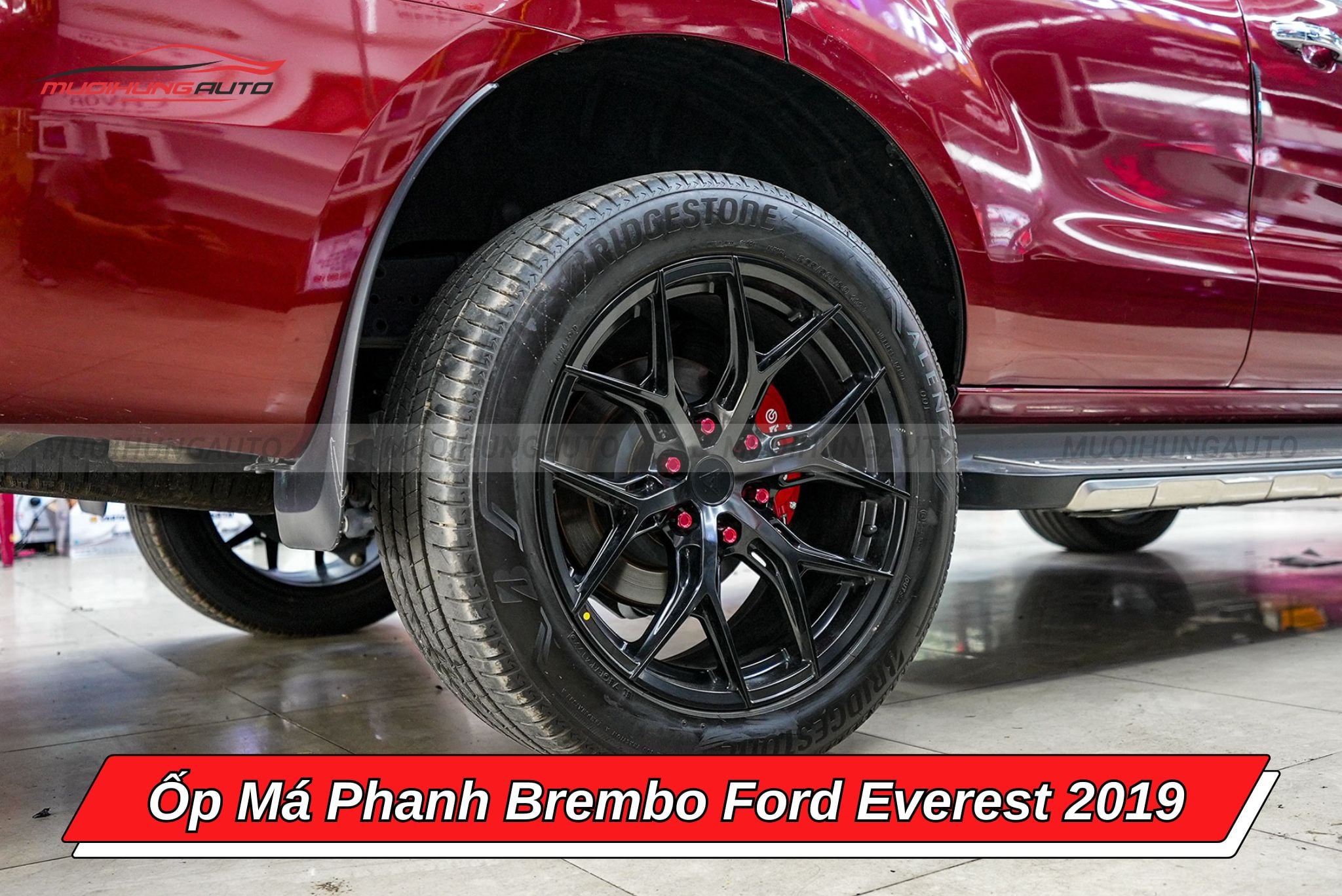 Ốp chân phanh Brembo Ford Everest 2019