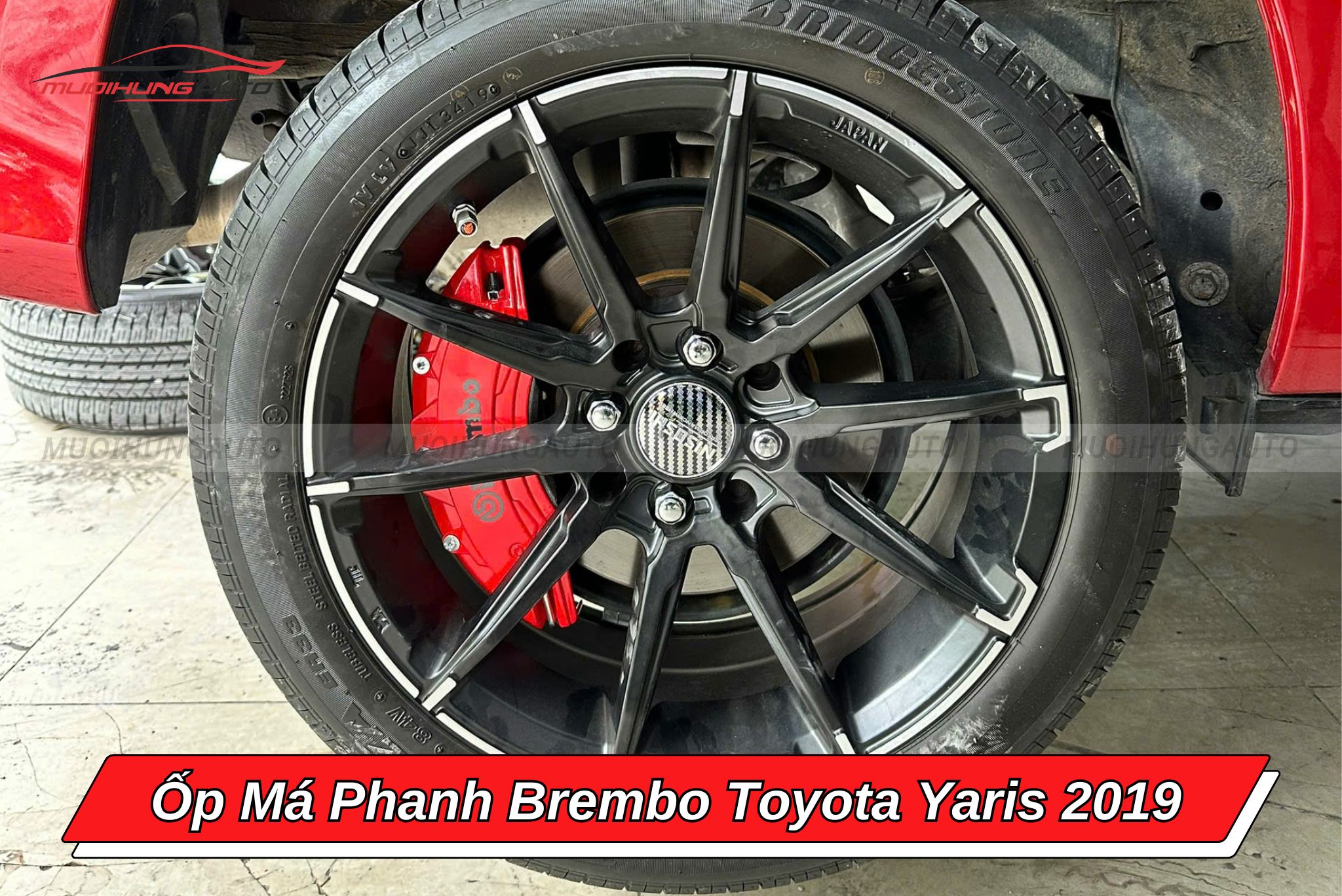 Ốp chân phanh Brembo Toyota Yaris 2019
