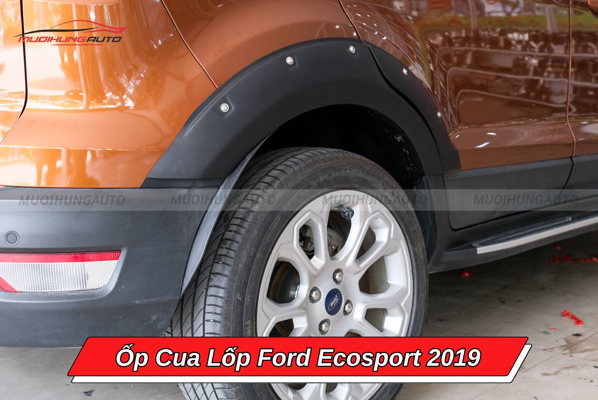 Ốp cua lốp cho Ford Ecosport 2019