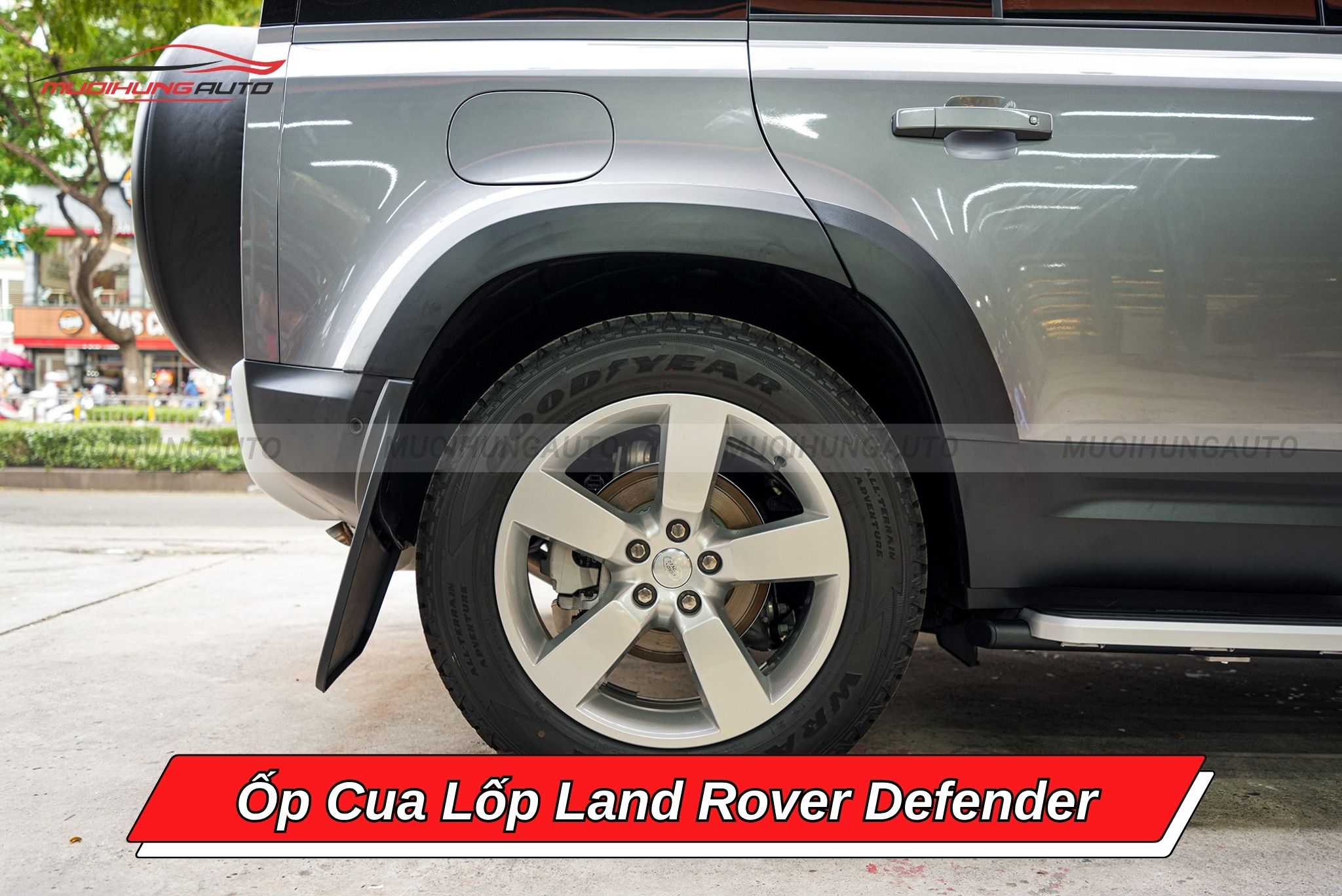 Ốp cua lốp cho Land Rover Defender