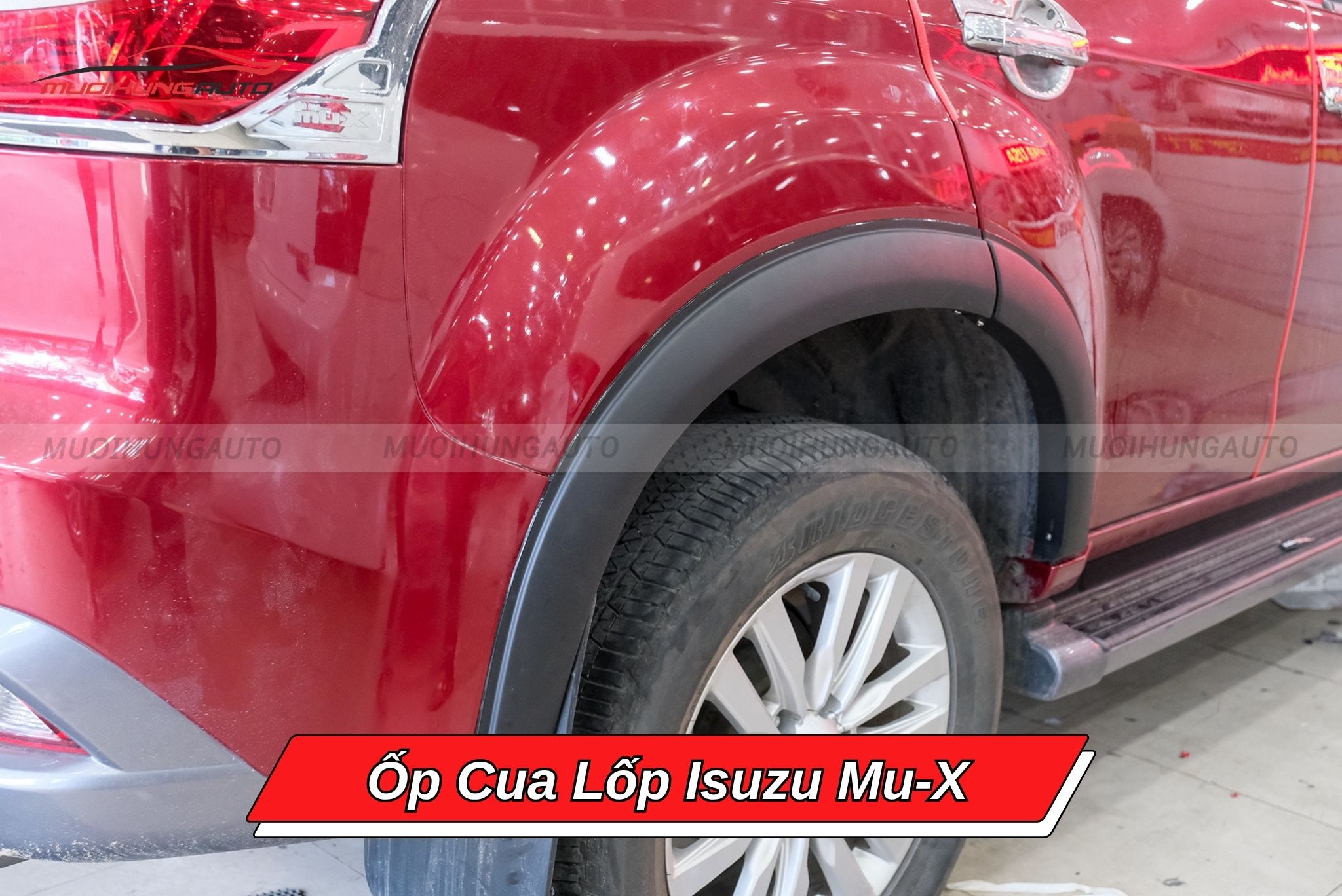 Ốp cua lốp ô tô Isuzu Mu-X