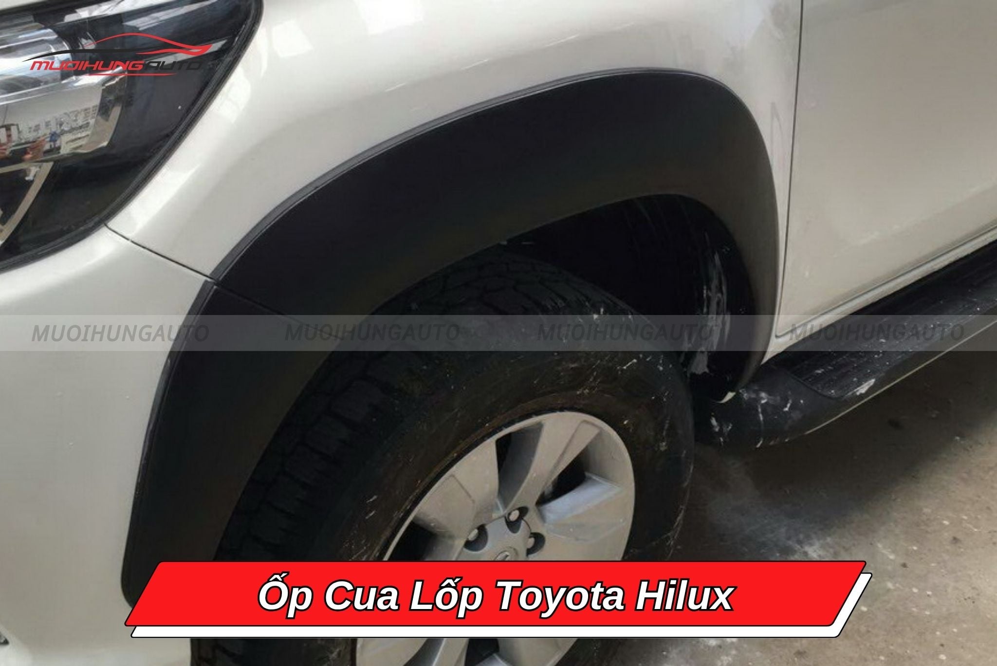 Ốp cua lốp xe Toyota Hilux