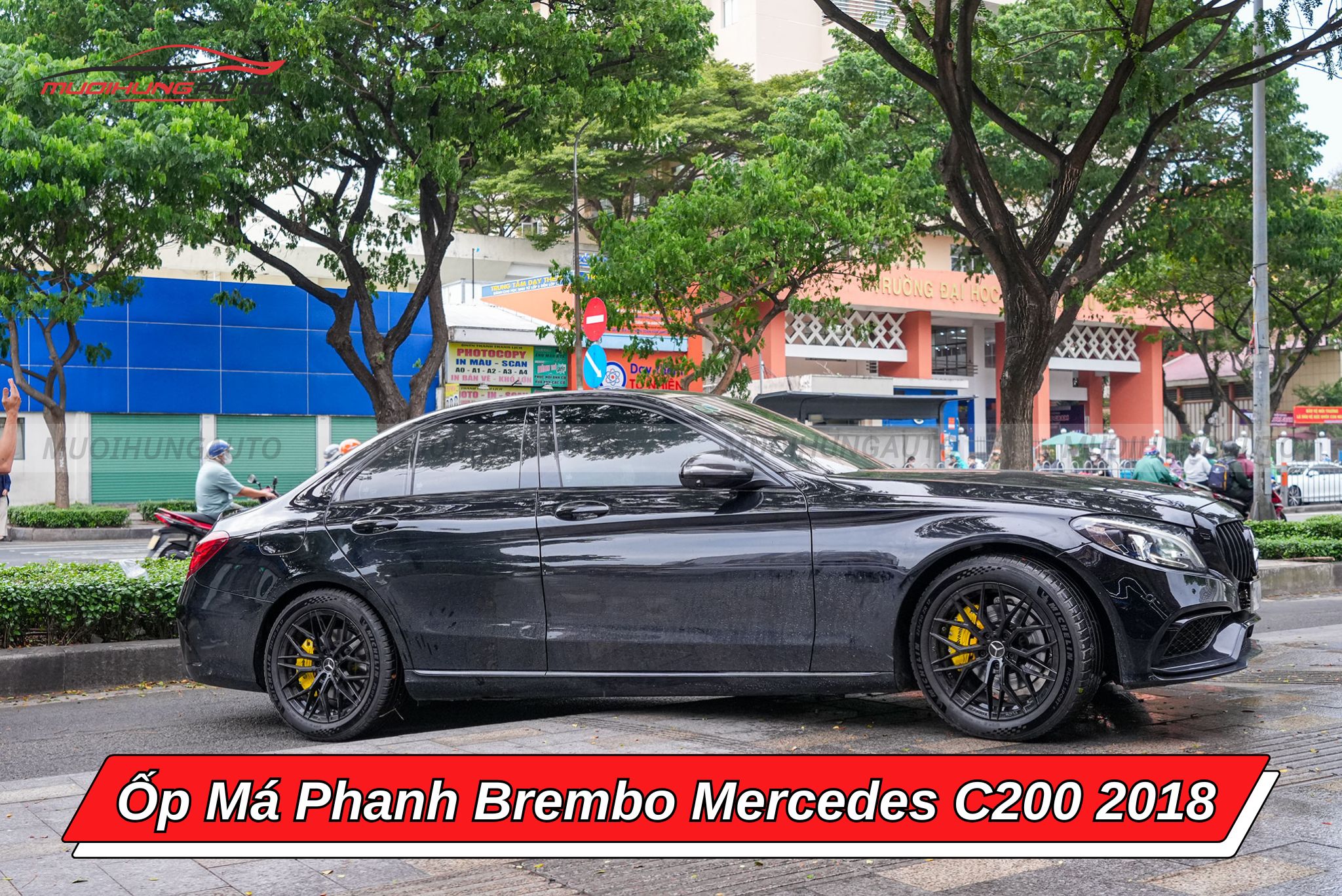 Ốp má phanh Brembo ô tô Mercedes C200 2018