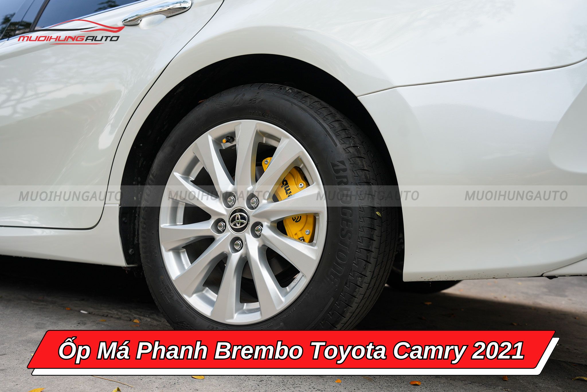 Ốp má phanh Brembo ô tô Toyota Camry 2021