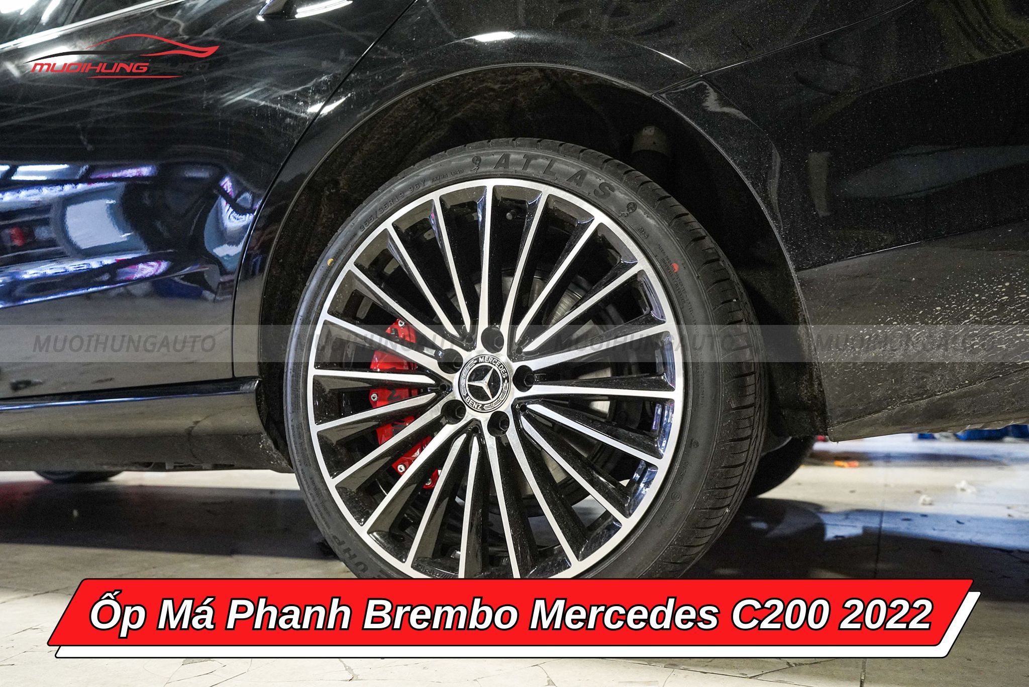 Ốp má phanh ô tô Mercedes C200 2022