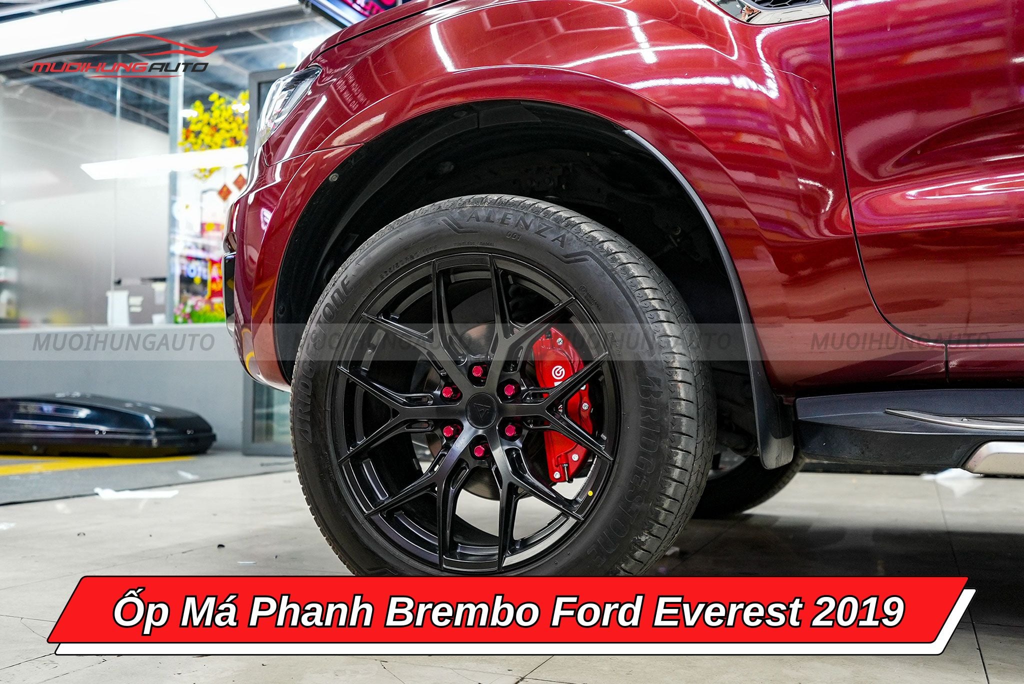 Ốp phanh Brembo cho Ford Everest 2019