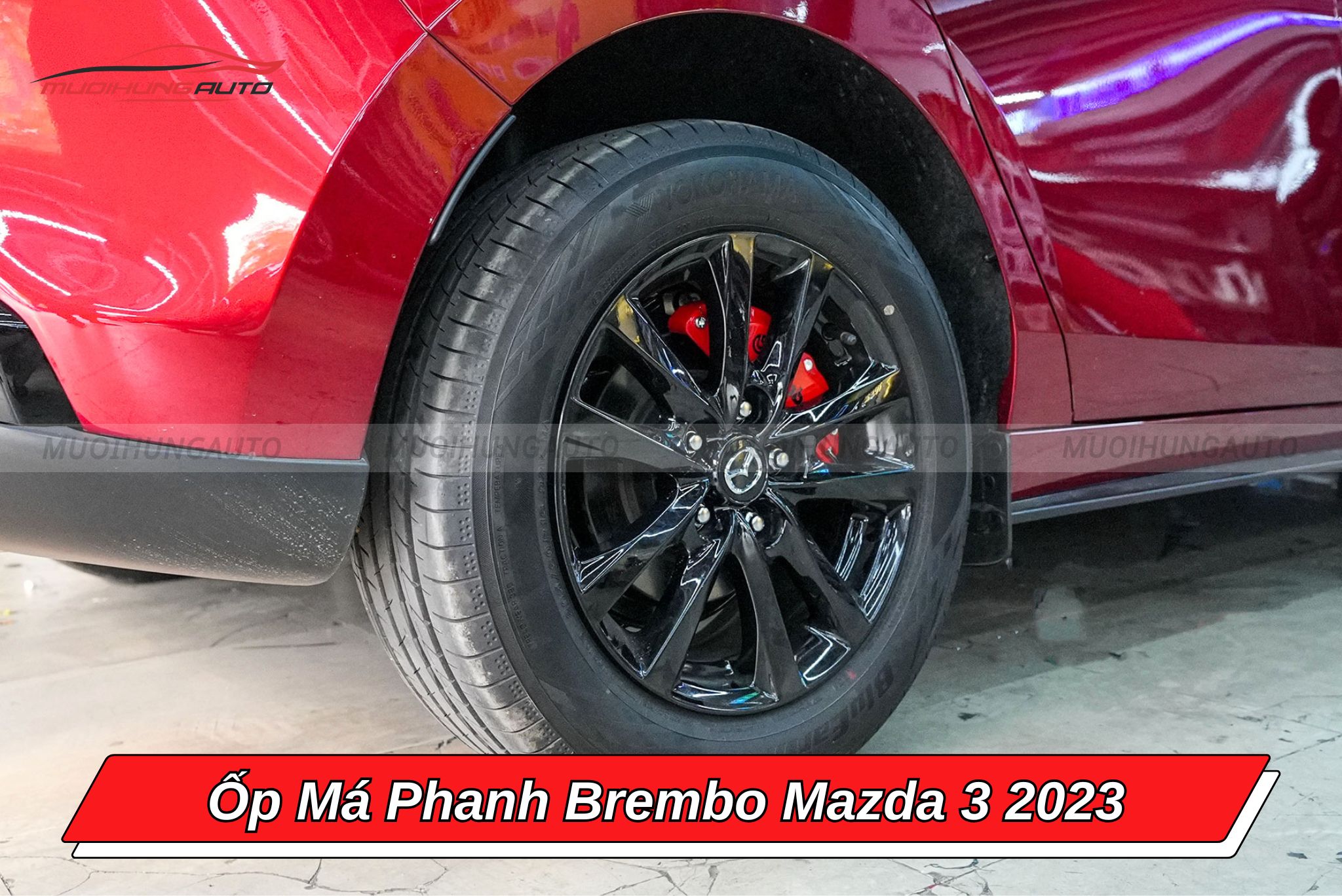 Ốp phanh Brembo xe Mazda 3 2023
