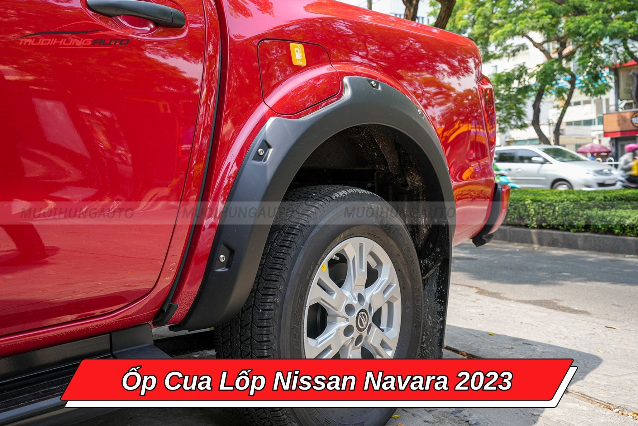 Ốp viền cua lốp Nissan Navara 2023
