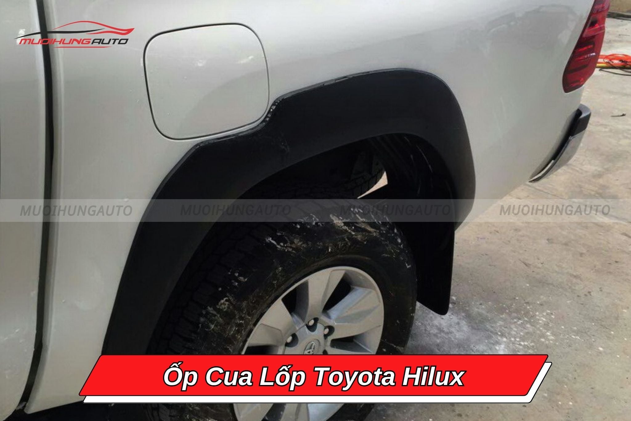 Ốp viền cua lốp Toyota Hilux